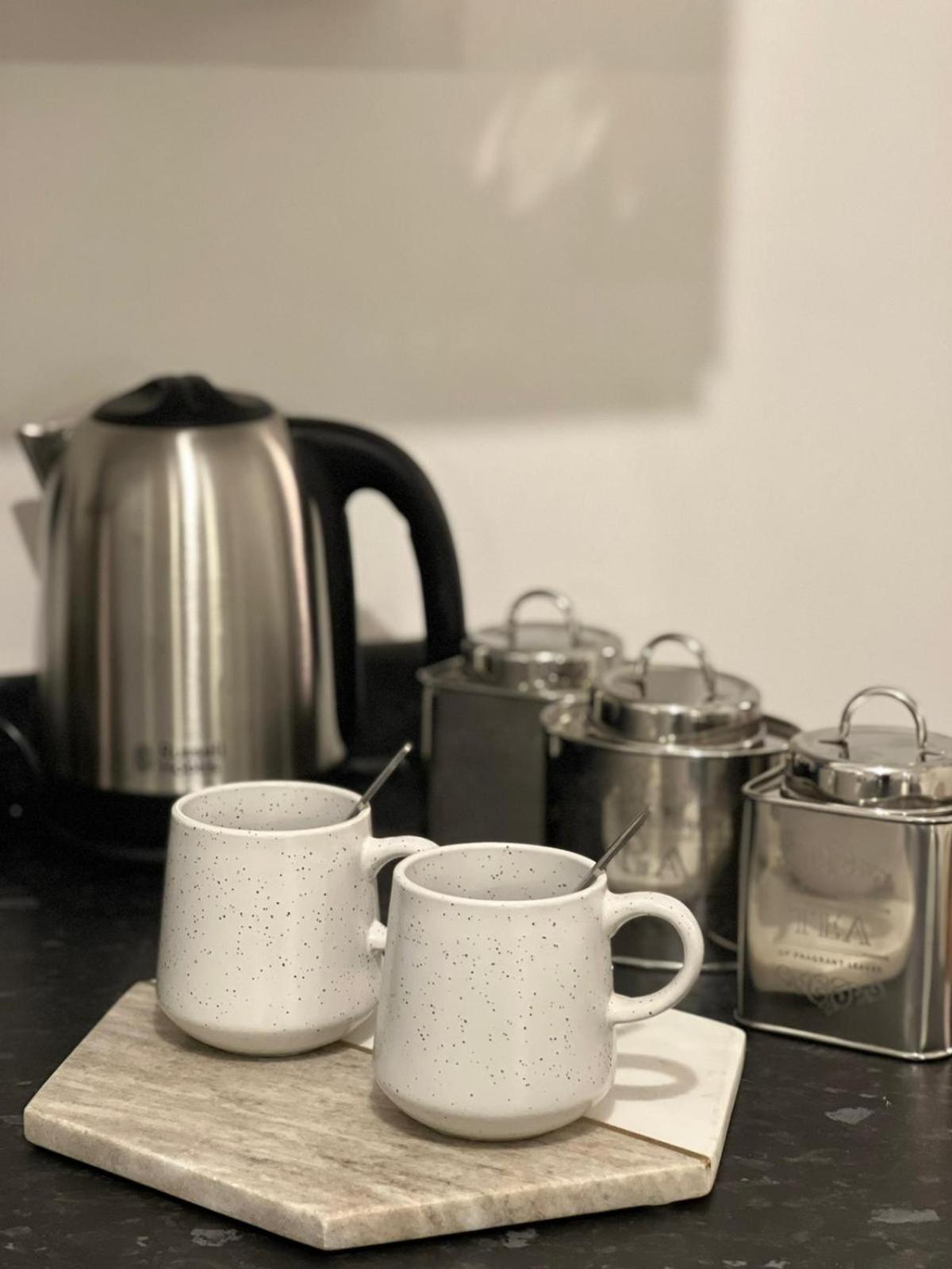 Apartamento Modern In Popular South Kensington Location *