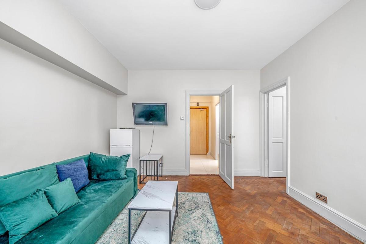 Wonderful One Bedroom Flat Londres