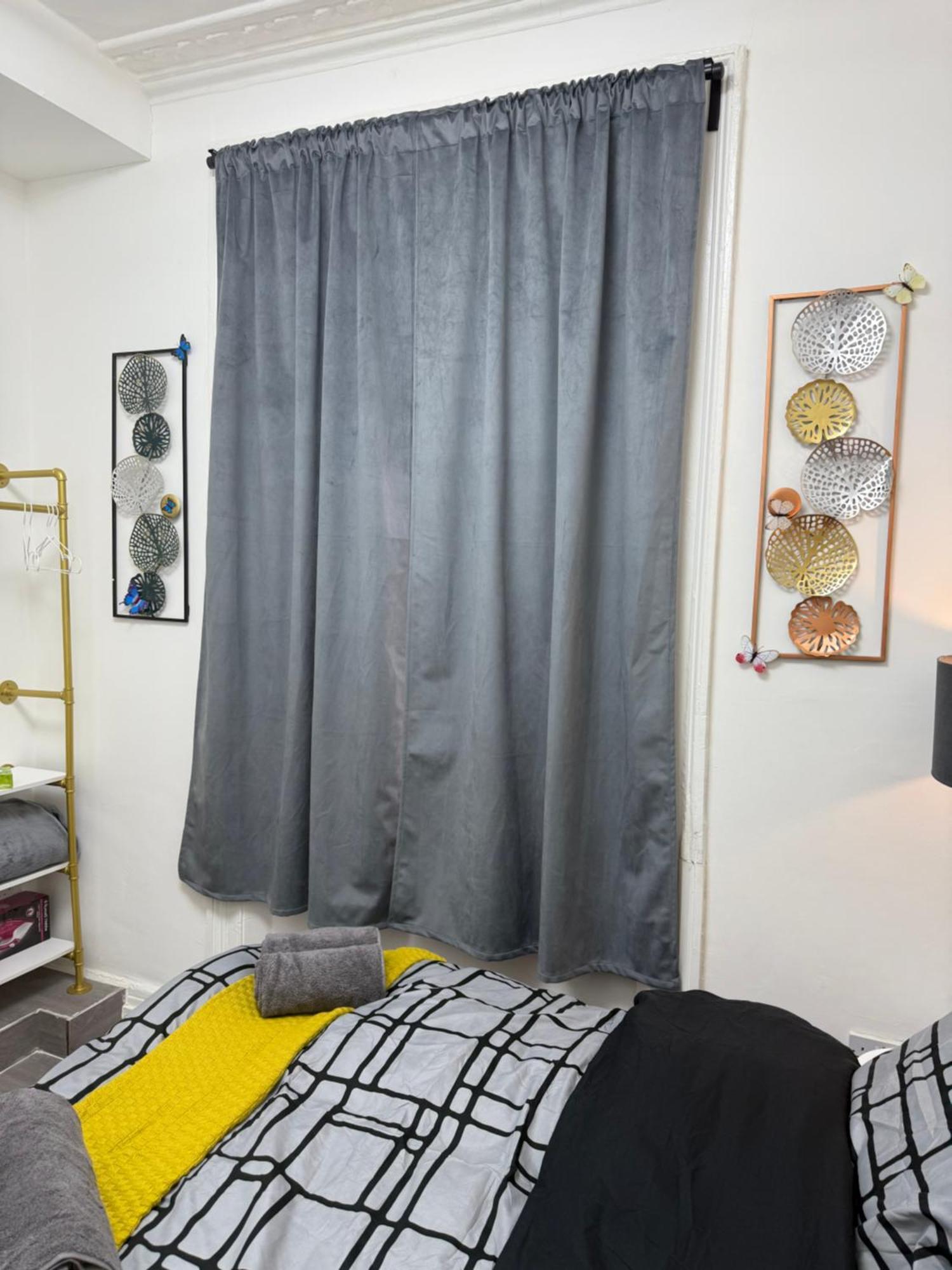 Luxury In Victoria, 7 Minutes Walk To Victoria Station, 5 Séjour chez l'habitant *