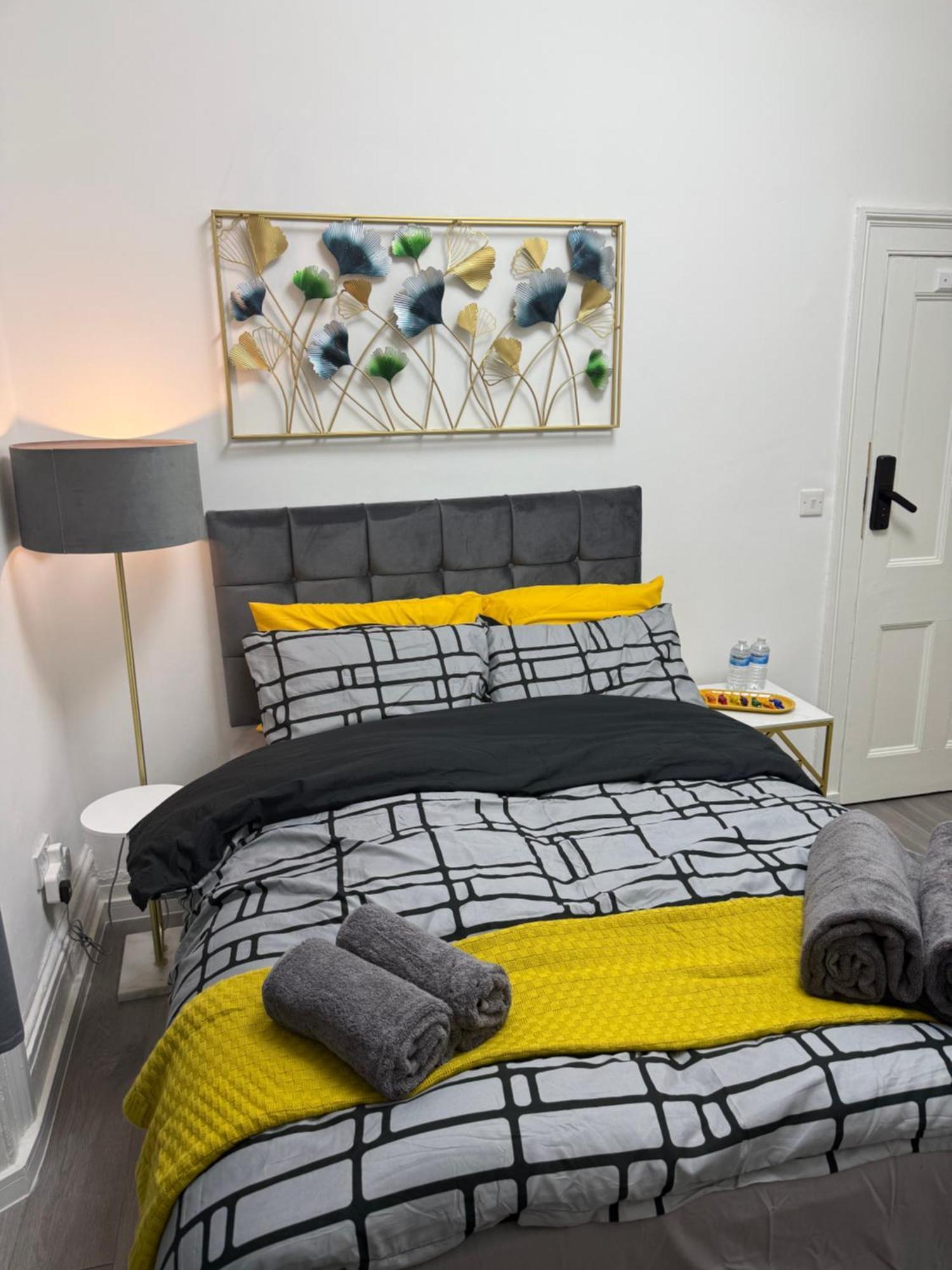 Séjour chez l'habitant Luxury In Victoria, 7 Minutes Walk To Victoria Station, 5