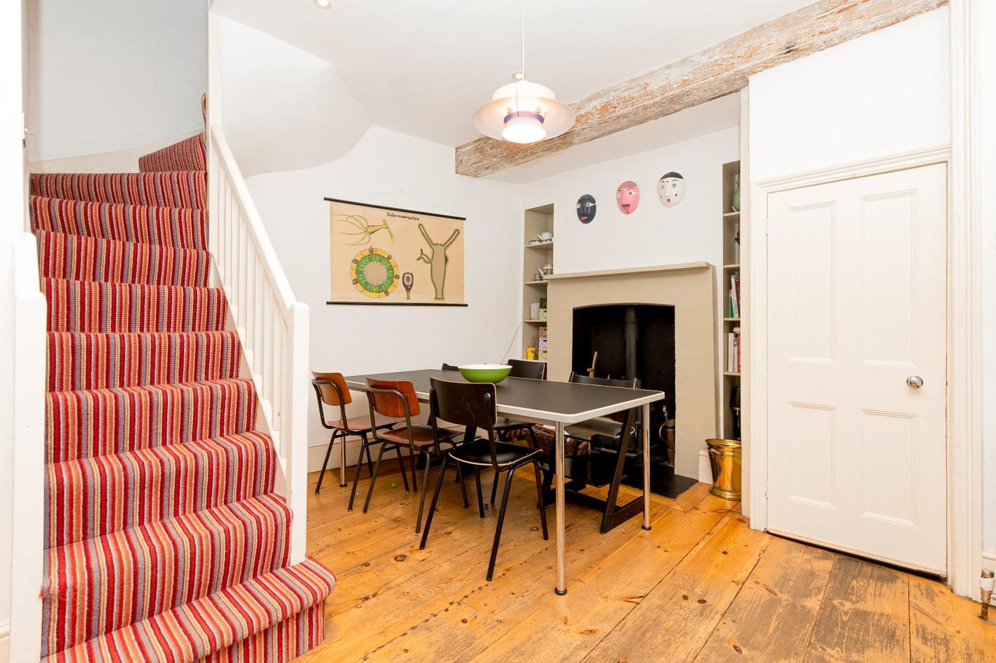 Appartement 3br 3lvl Home, Garden & Parking, 5min Greenwich St