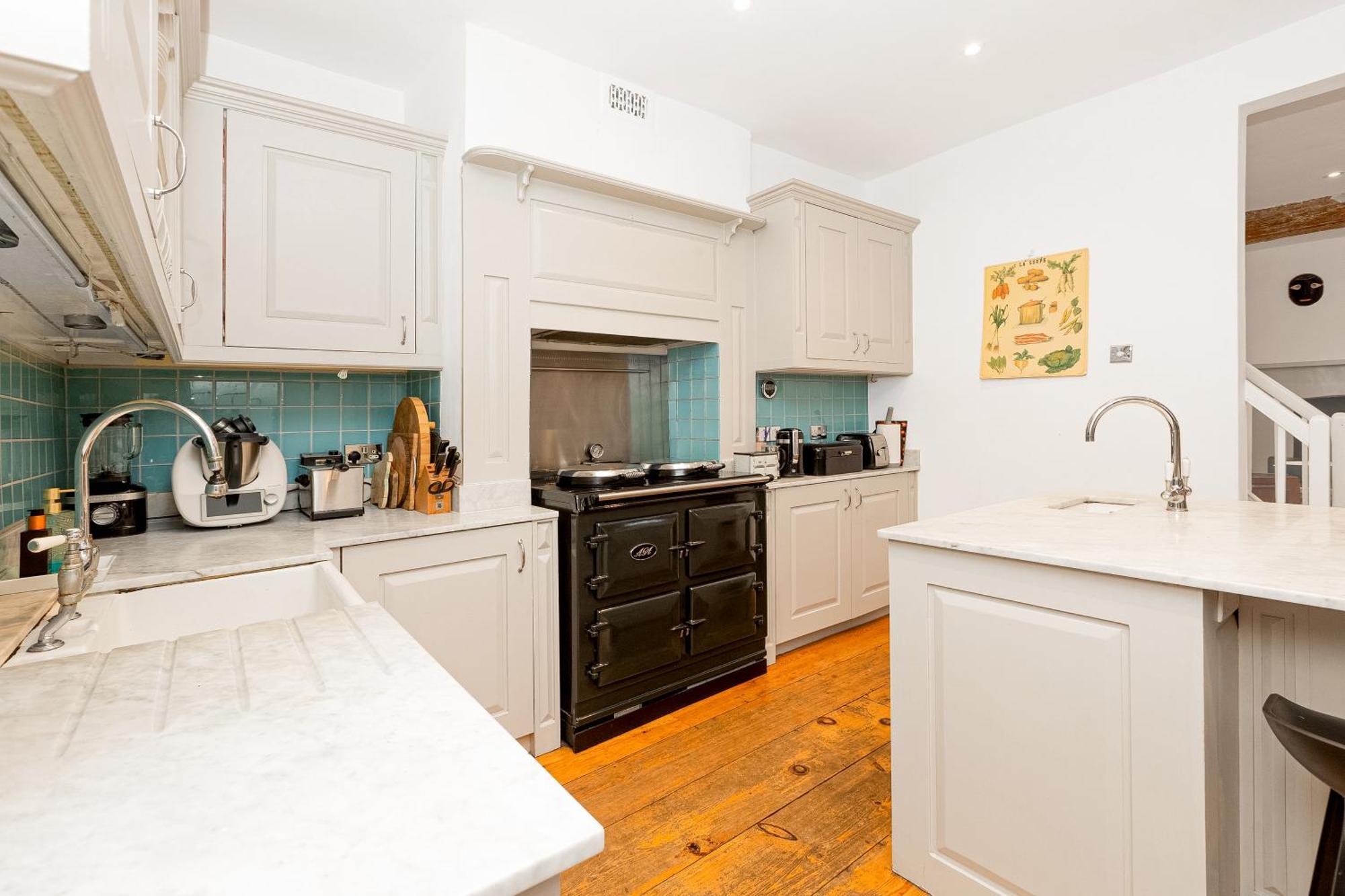 Apartamento 3br 3lvl Home, Garden & Parking, 5min Greenwich St