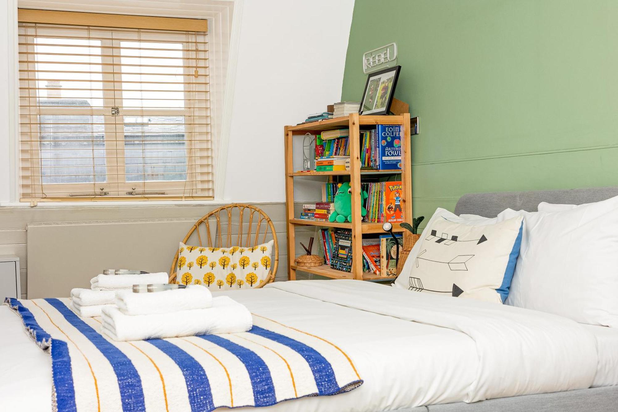 Appartement 3br 3lvl Home, Garden & Parking, 5min Greenwich St Londres