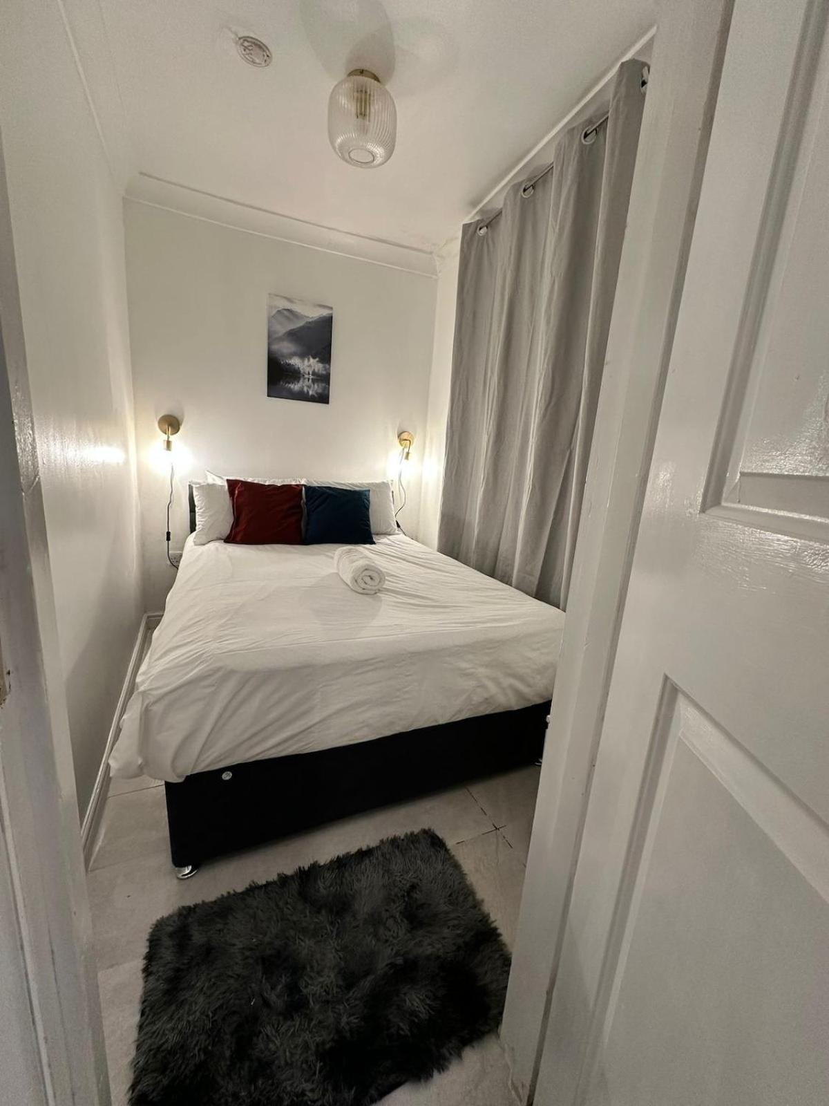 One Bedroom Flat Bell Street * Londres