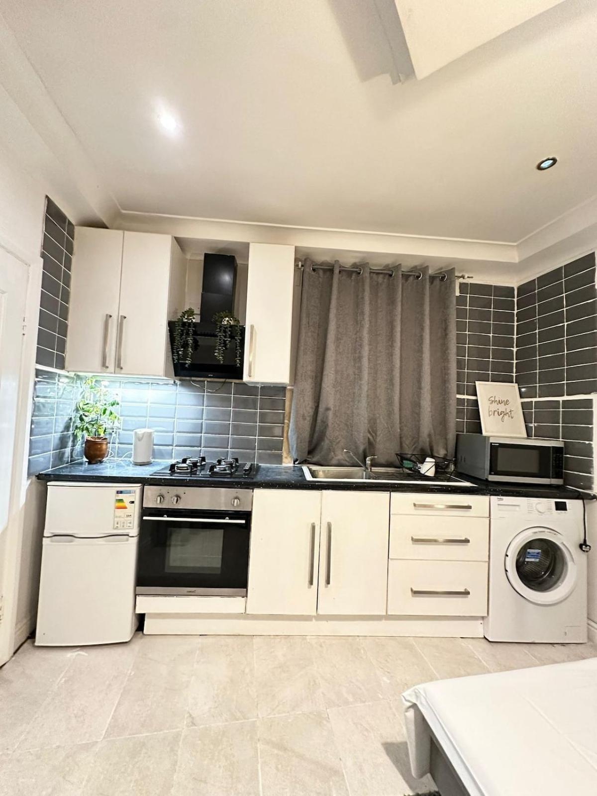 One Bedroom Flat Bell Street Appartement