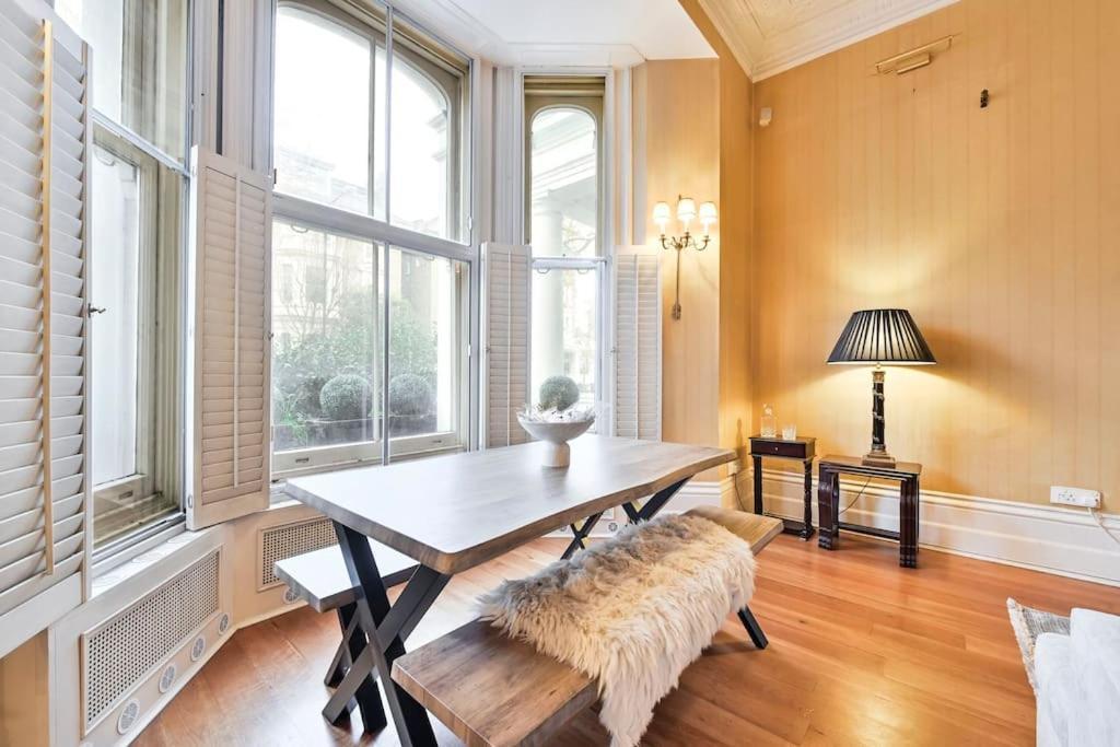 Elegant Victorian Flat Near Chelsea Embankment * Londres