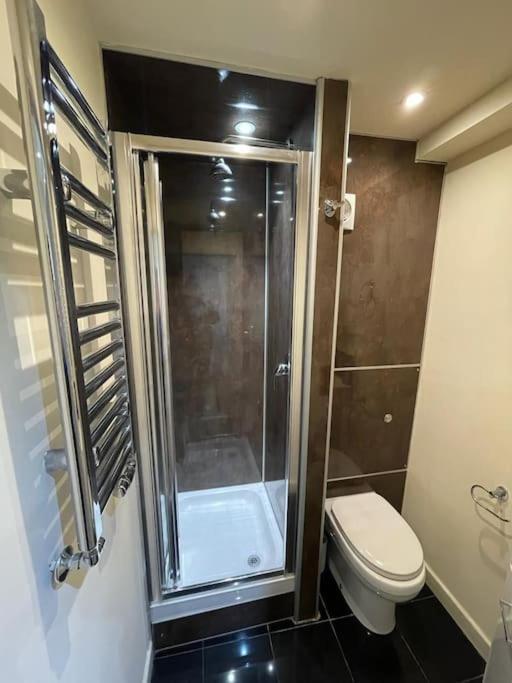 69 Aparthotel
