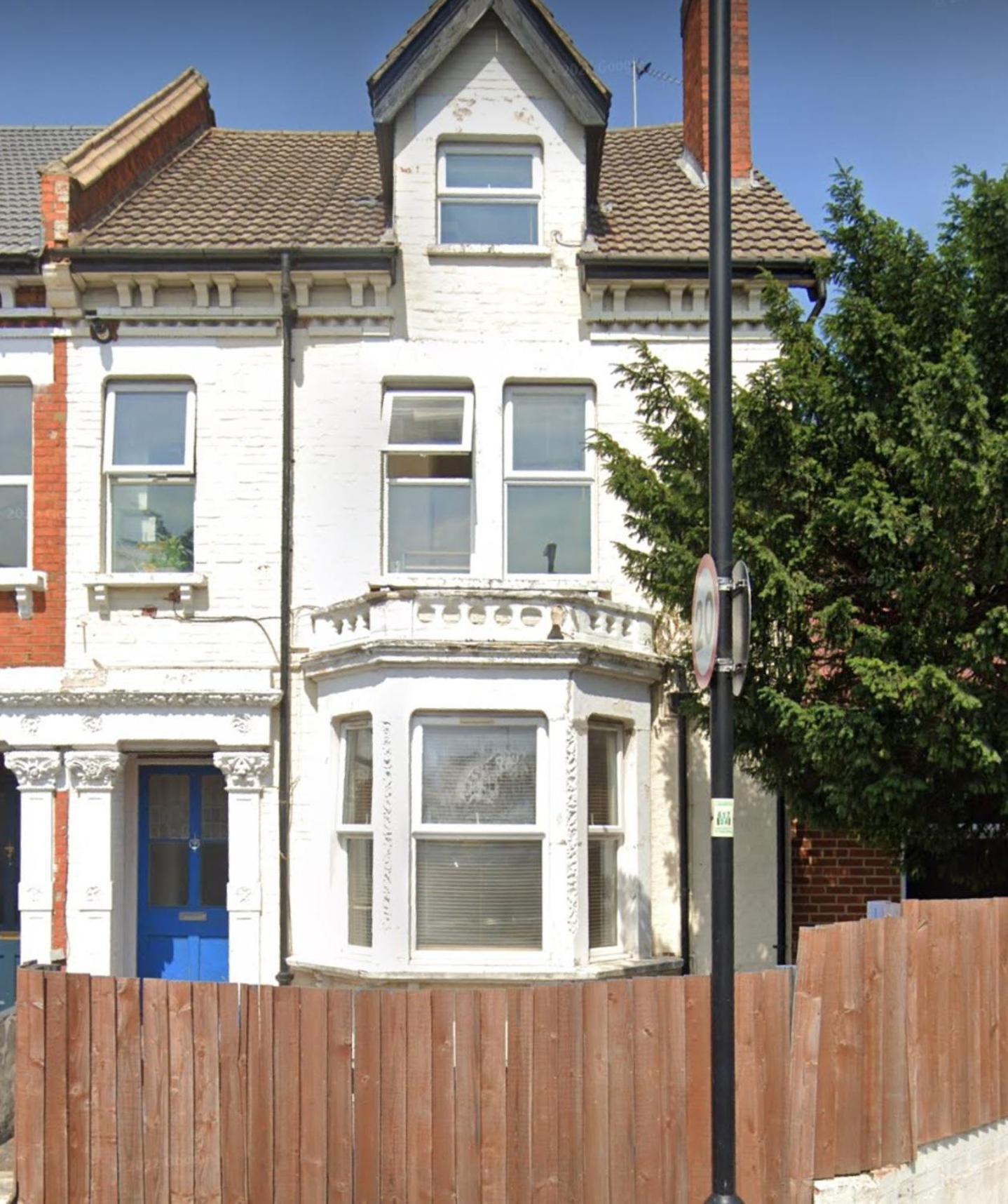 Jb Streatham/contractors/free Parking *
