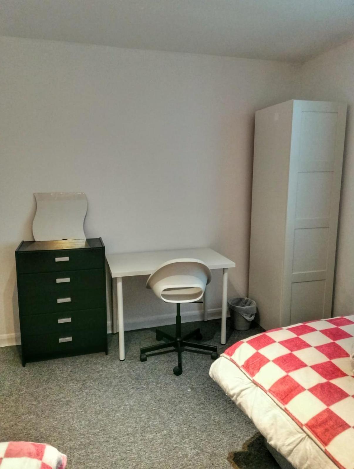 Сasa de vacaciones 5 Bedrooms House In King's Cross *
