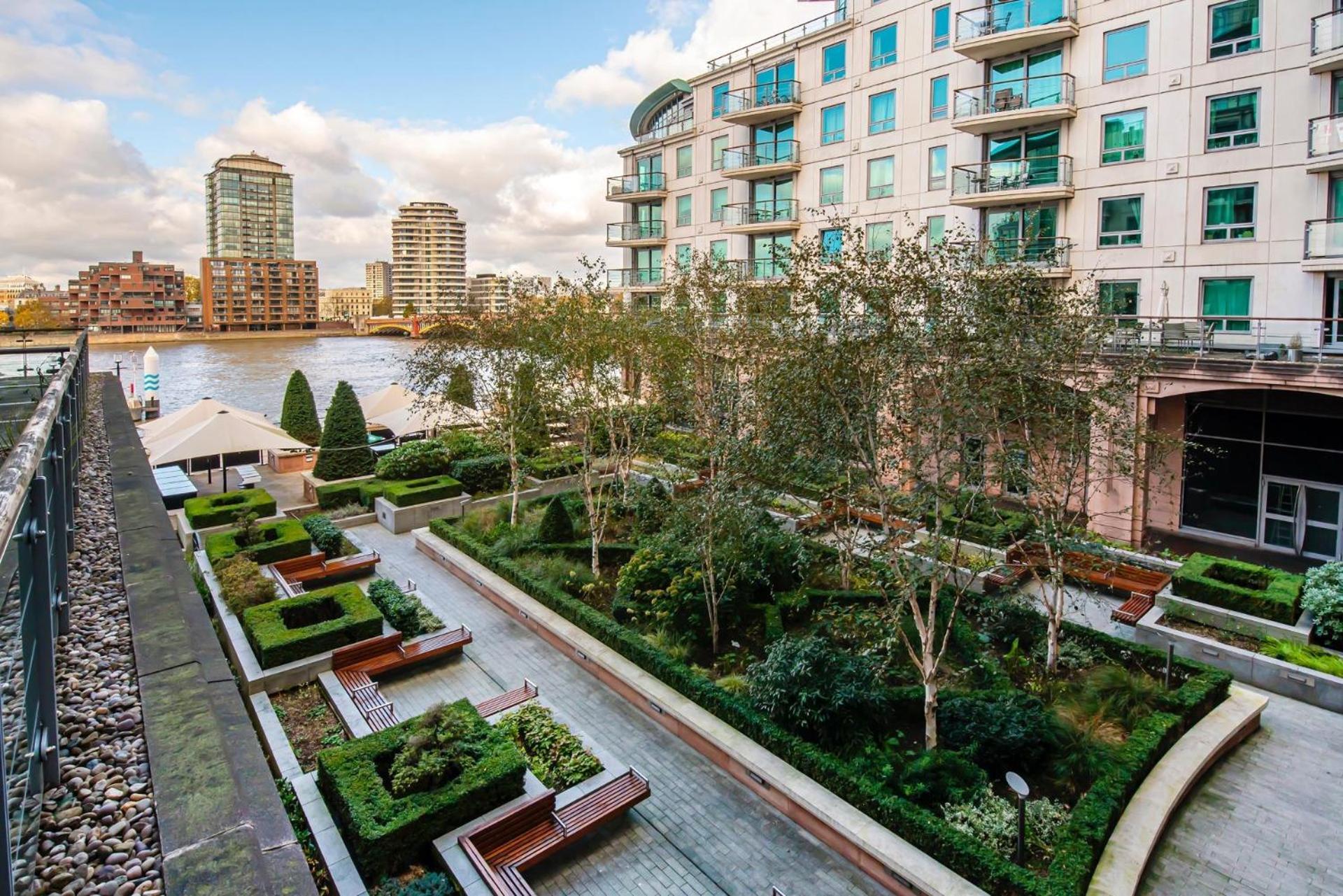 2 Bed With Large Terrace * Londres
