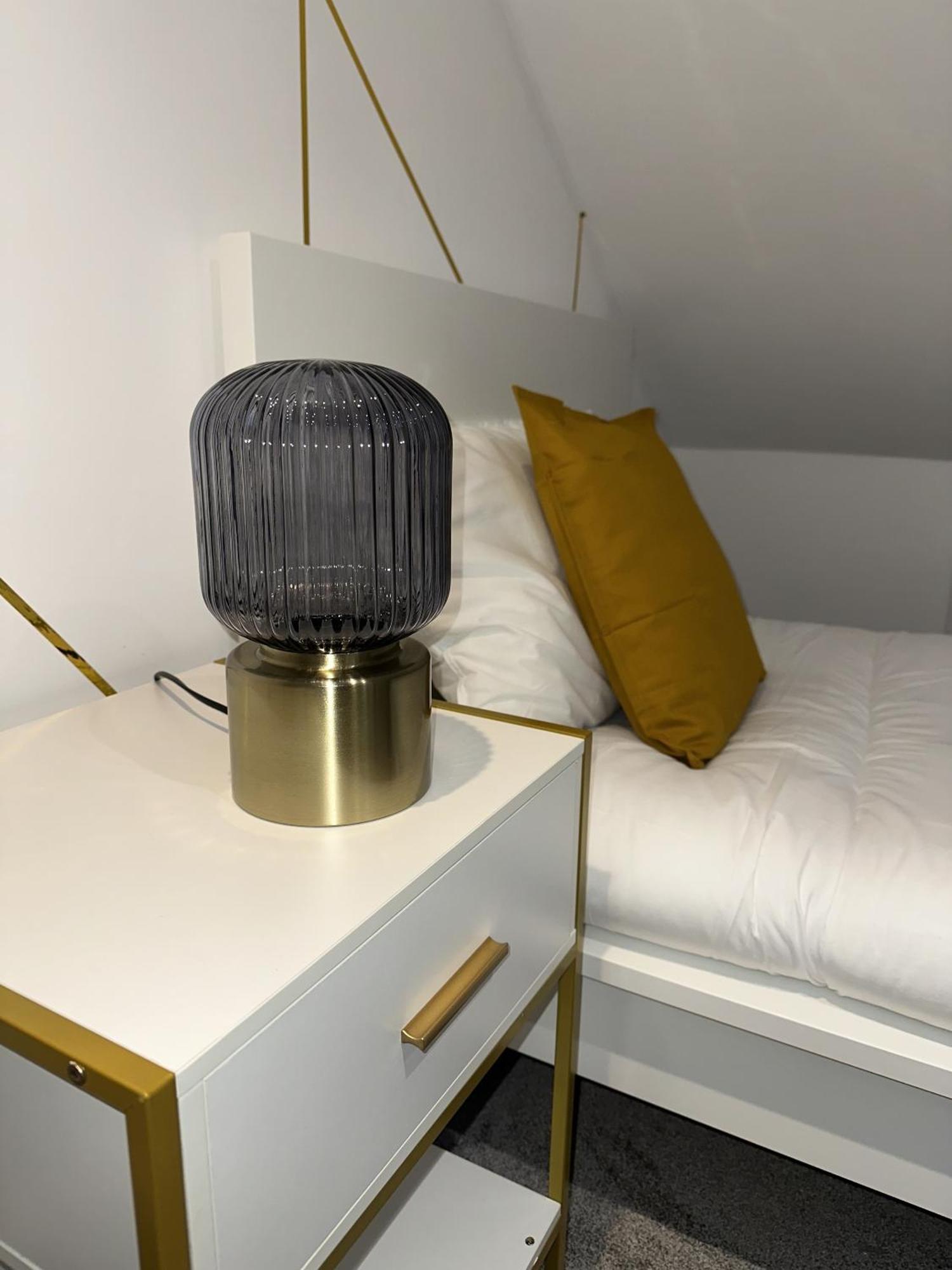 Cozy 2 Bed In Ilford- Contractors & Groups Welcome