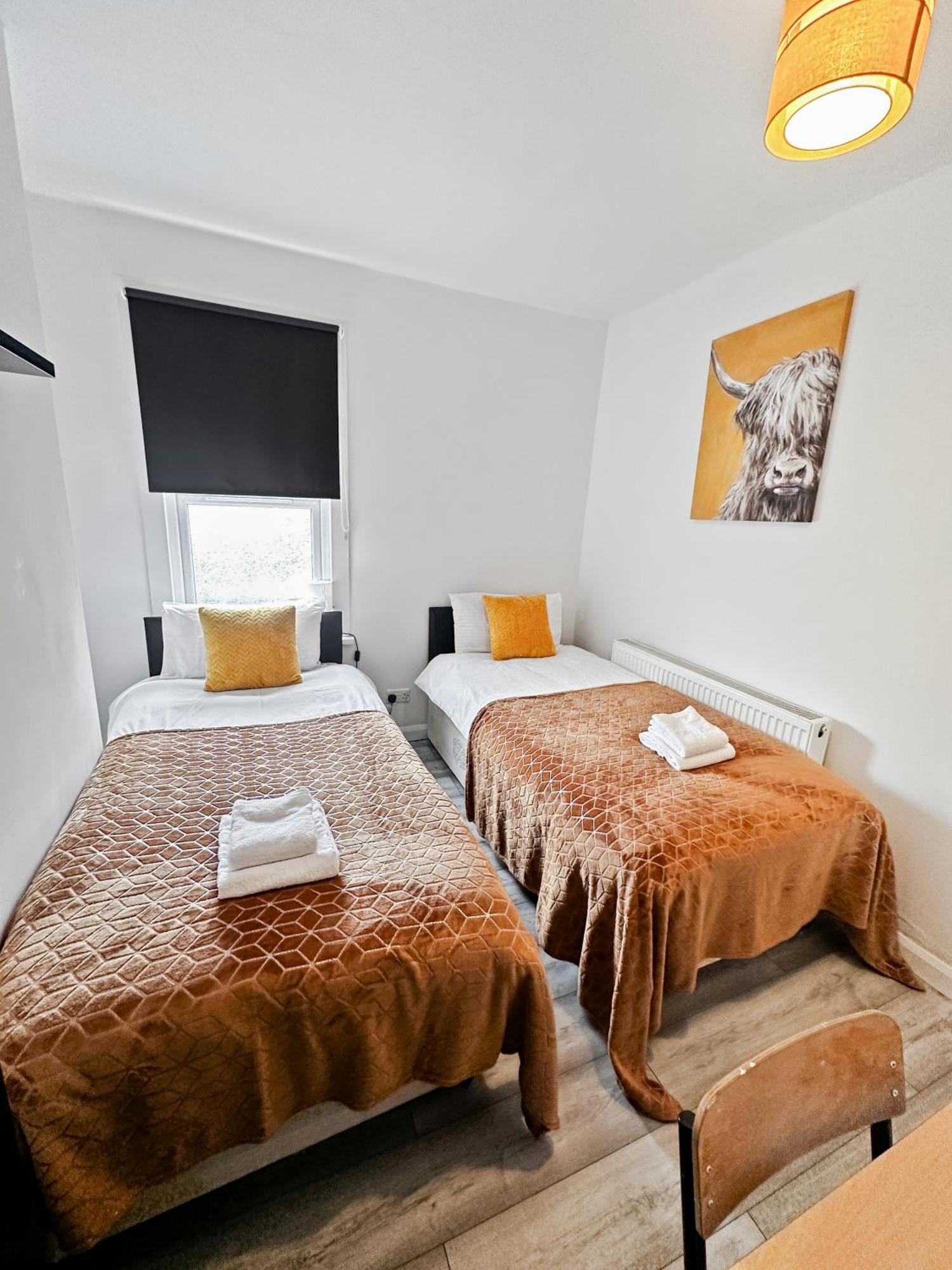 Stratford 3 Bed Garden By Dluxoria Short Lets & Serviced Greater Apartamento *