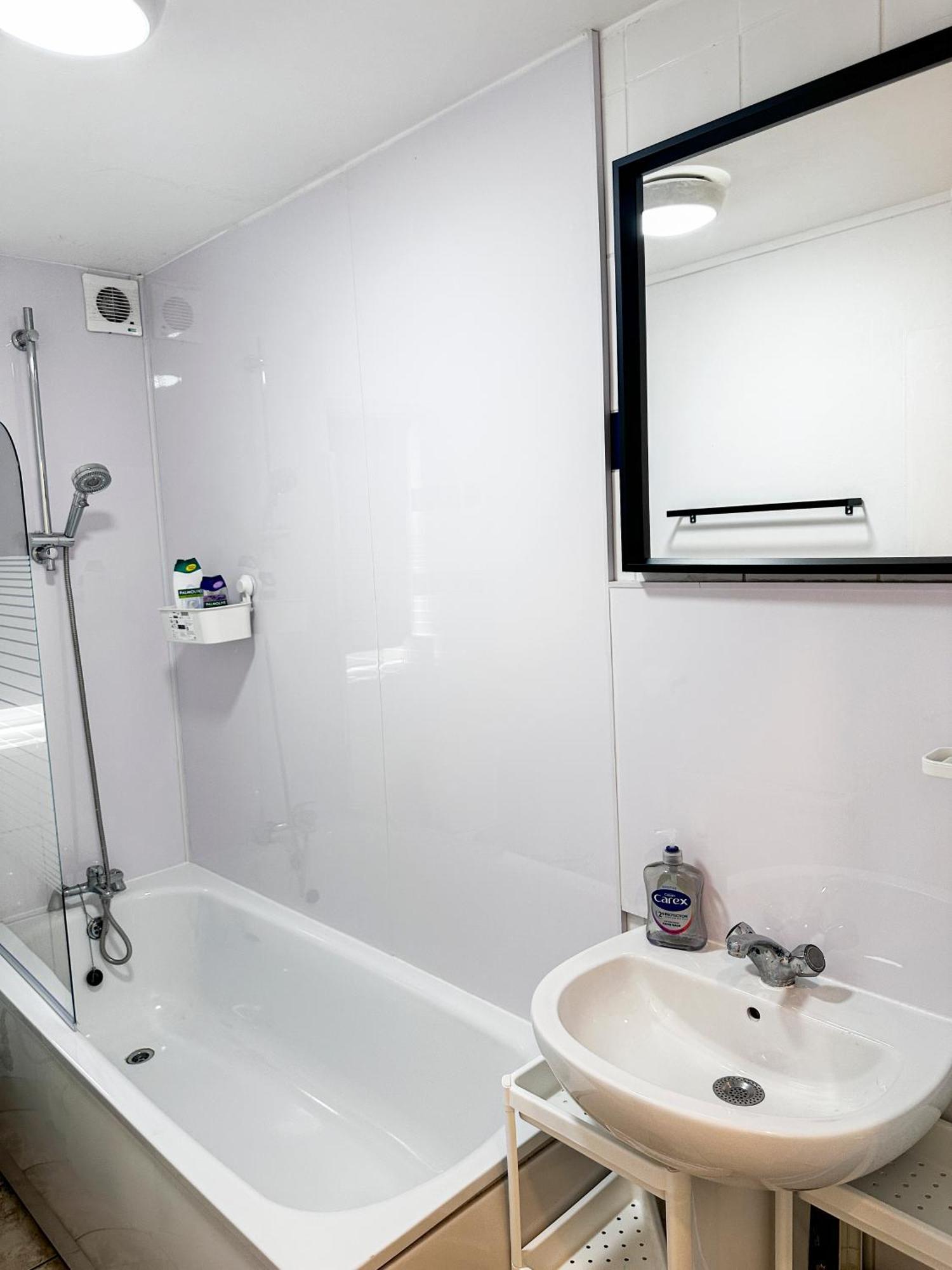 Apartamento Stratford 3 Bed Garden By Dluxoria Short Lets & Serviced Greater