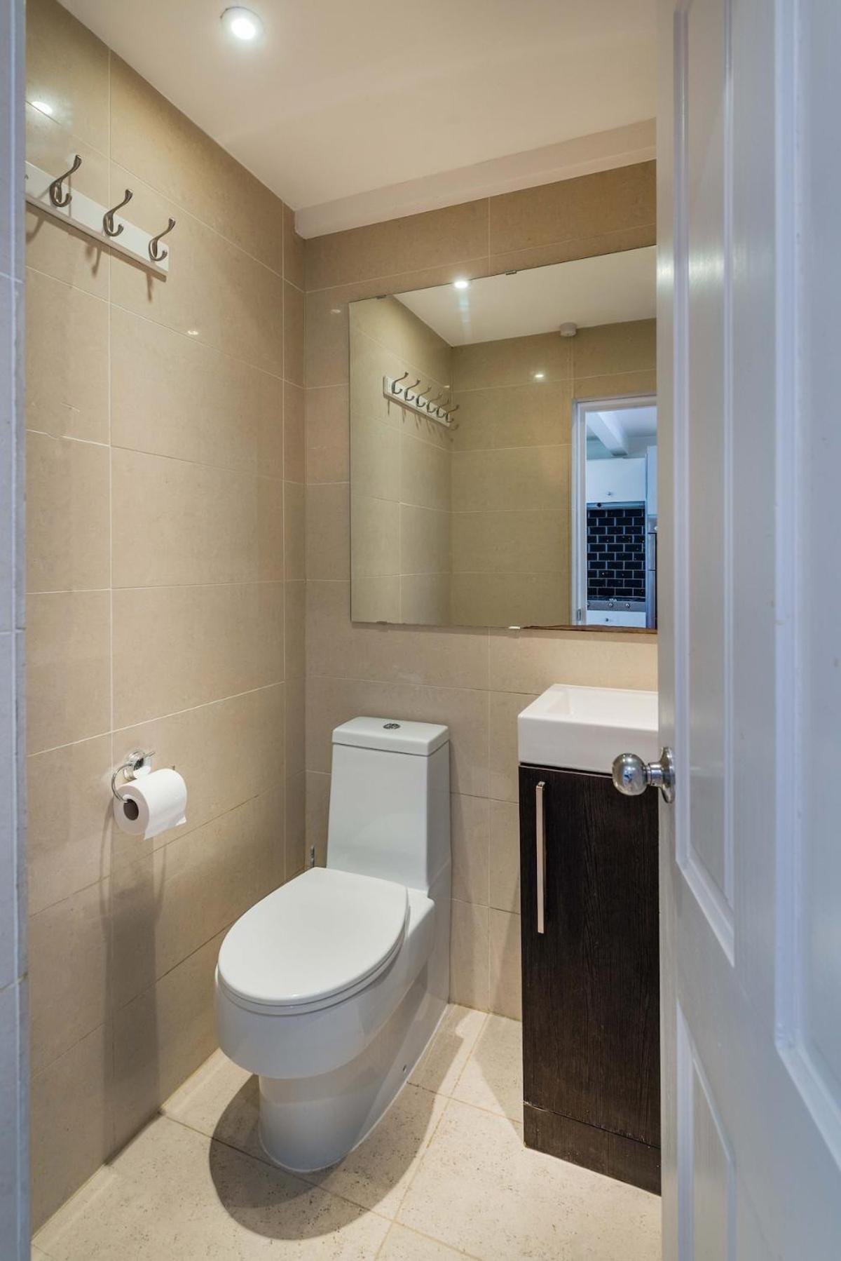 Hébergement de vacances Great Large 4bed House Near Tube Sleeps 7 -perfect For