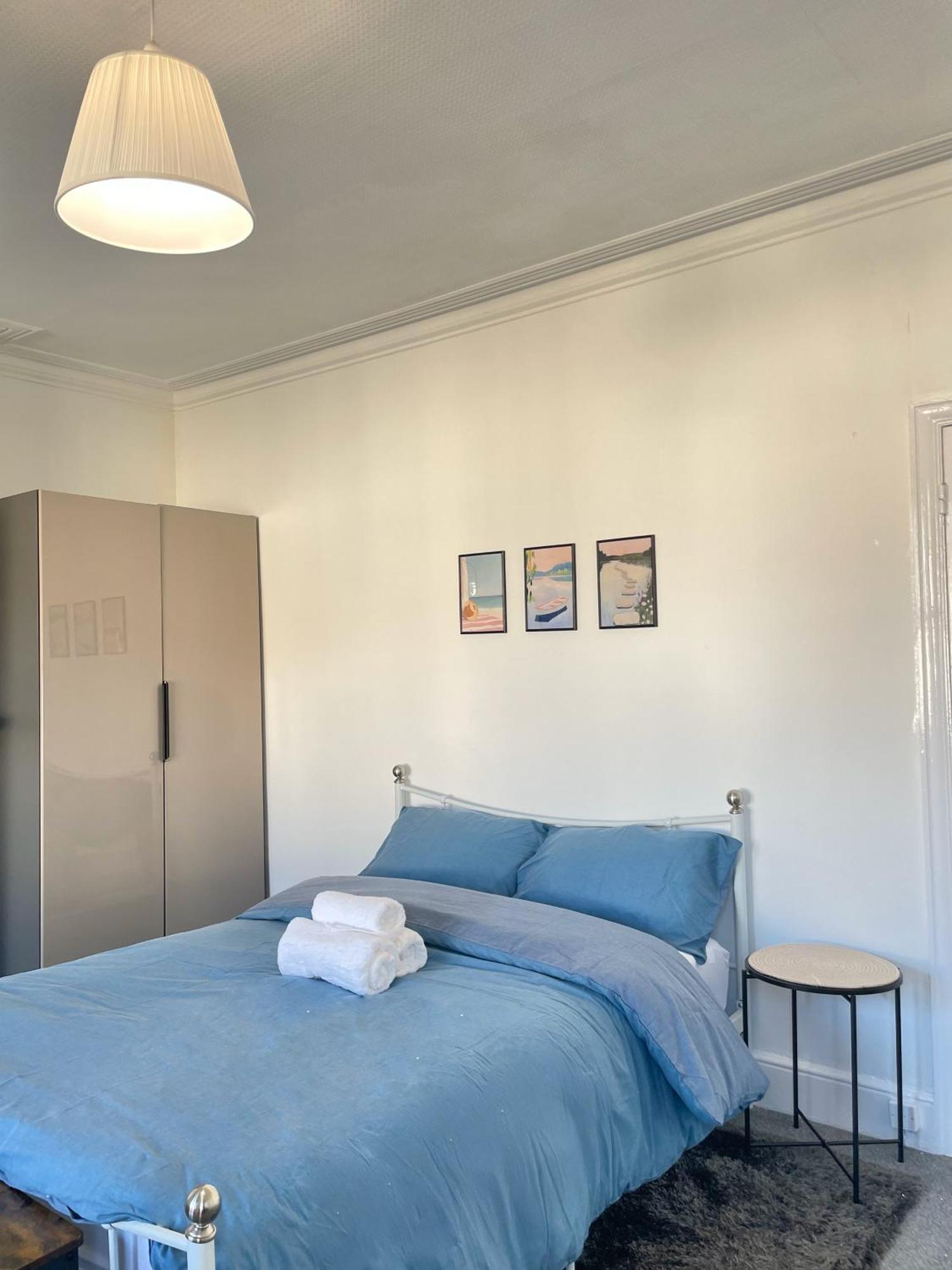 Cosy Double A Stones Throw From Wembley Stadium * London