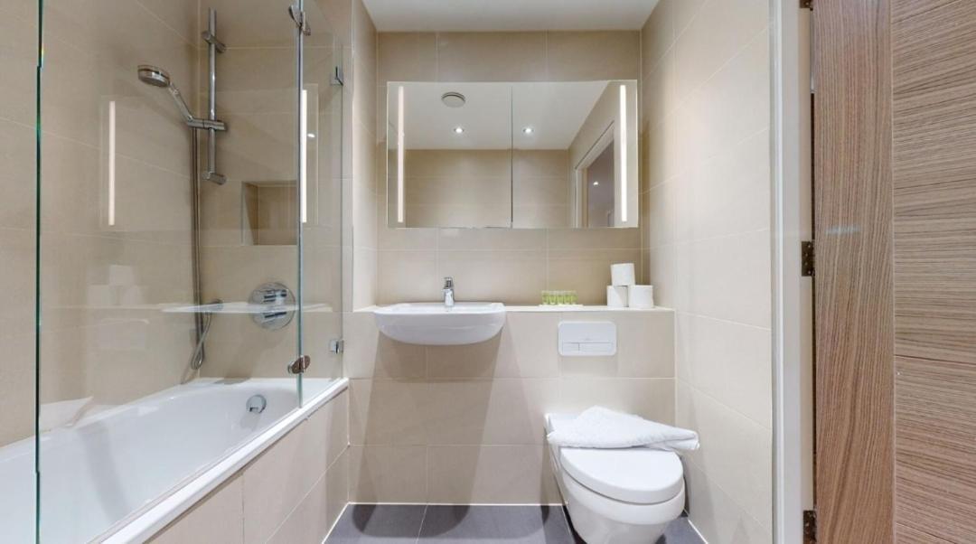 Modern 2 Bedroom Canary Wharf O2 Arena Excel - Great Transport Links Londres