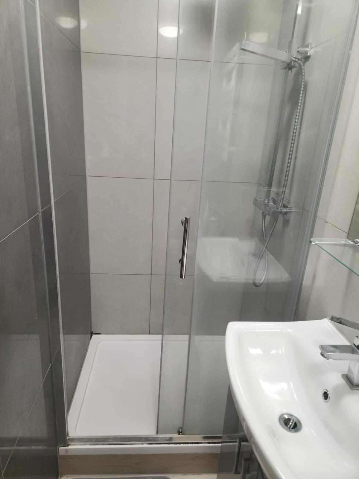 Apartamento Sleeps 4 Modern Golders Nw11 Londres
