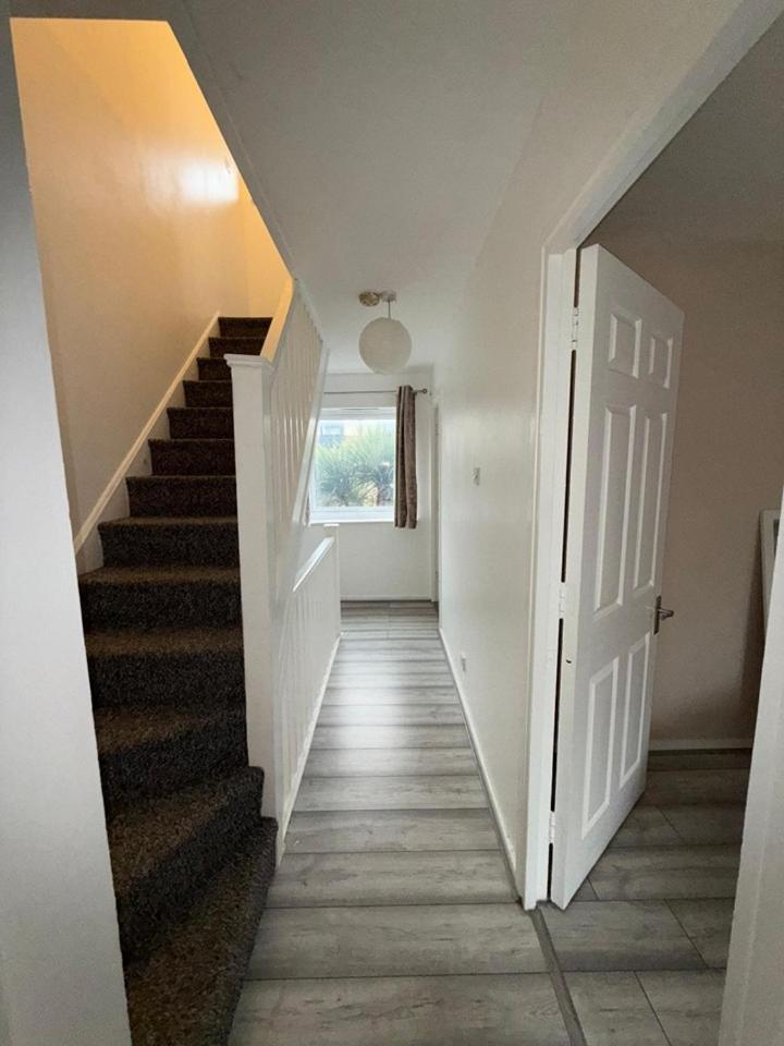 3bed House In Canary Wharf With Parking Hébergement de vacances Londres