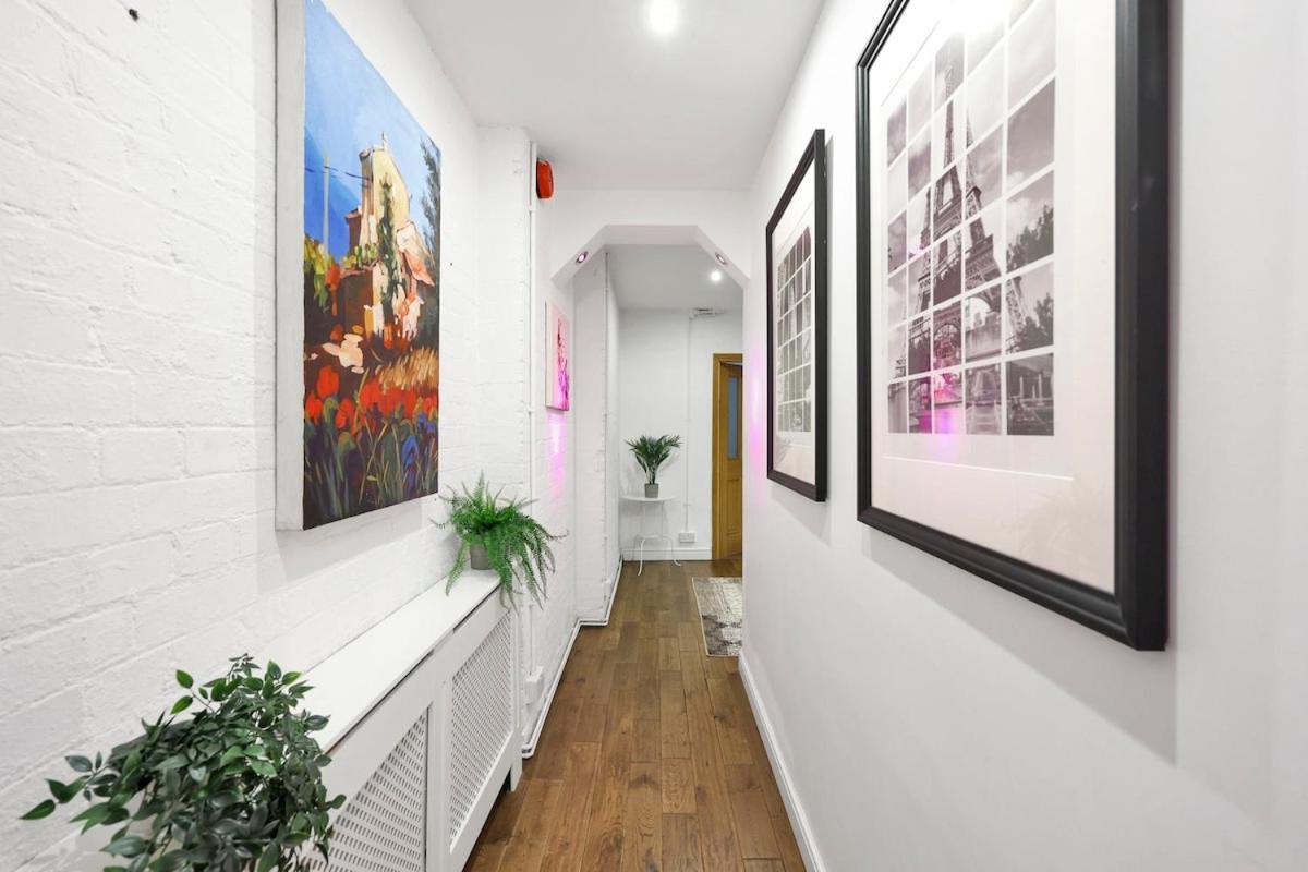 Large 2 Bedroom Warehouse Short Term & Flexible Renting Hoxton With Free Wi-fi Appartement