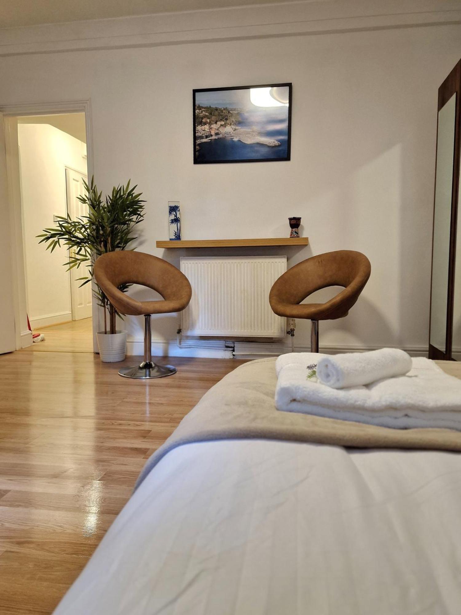 Charming 2 Bedrooms Flat For 6 In King's Cross * Londres