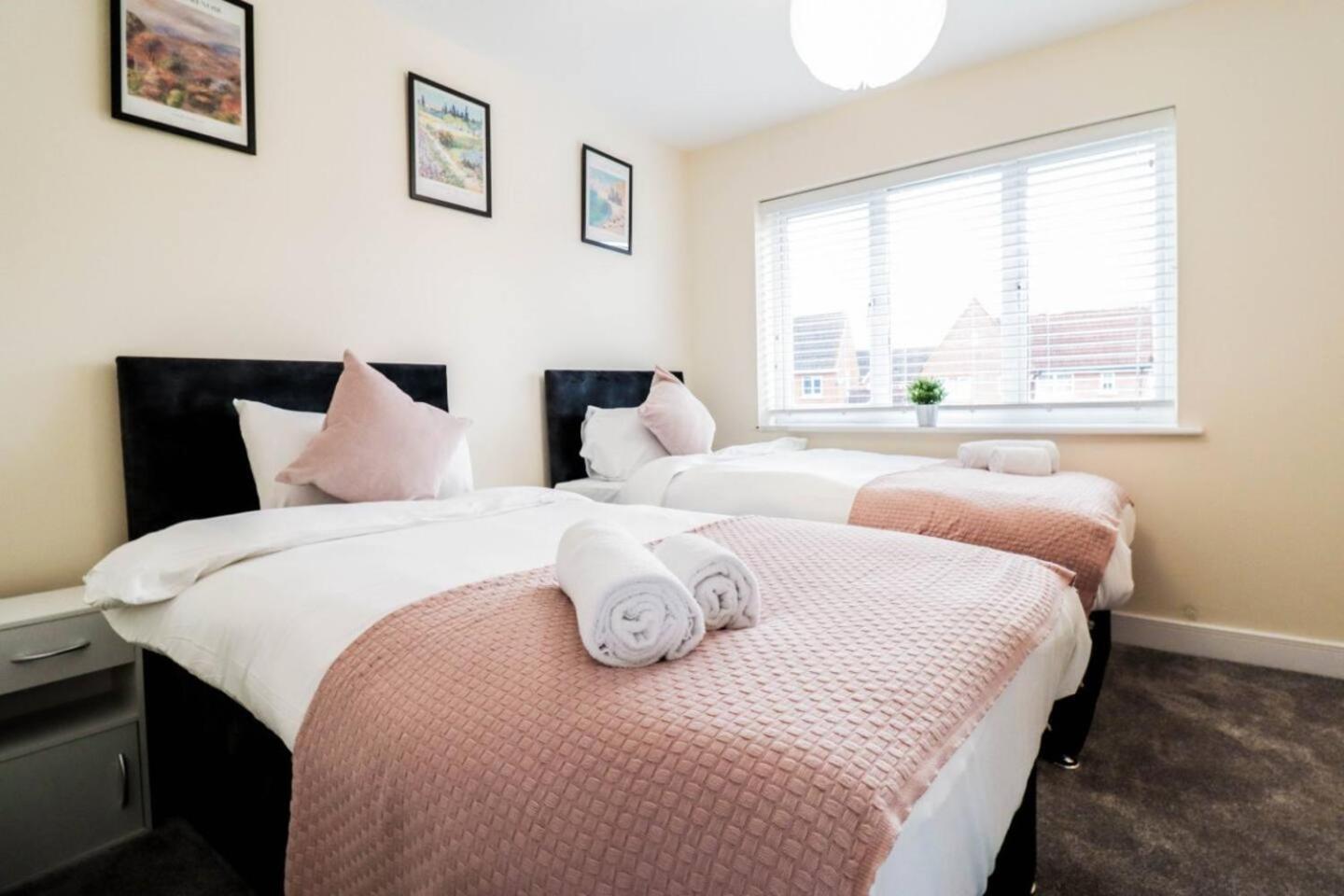 3br House With Parking Near Iron Pier Thames River Londres