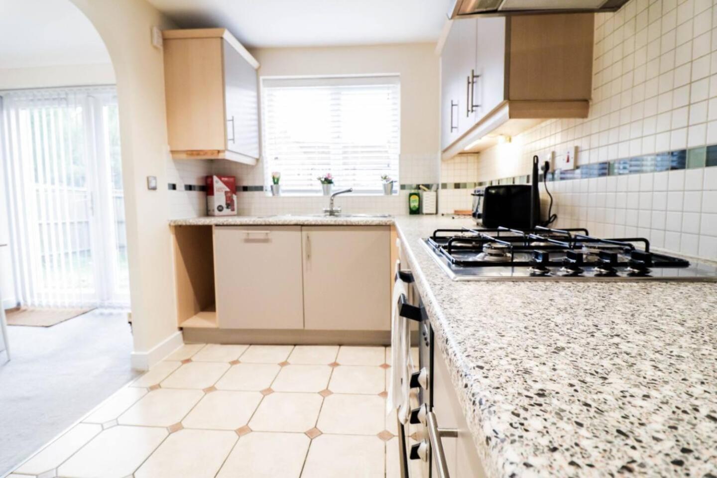 Hébergement de vacances 3br House With Parking Near Iron Pier Thames River Londres