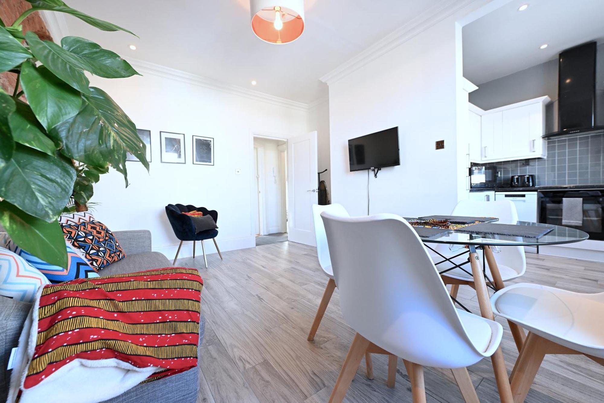 60c Lewisham Way Se14 6ny Umodzi House Londres