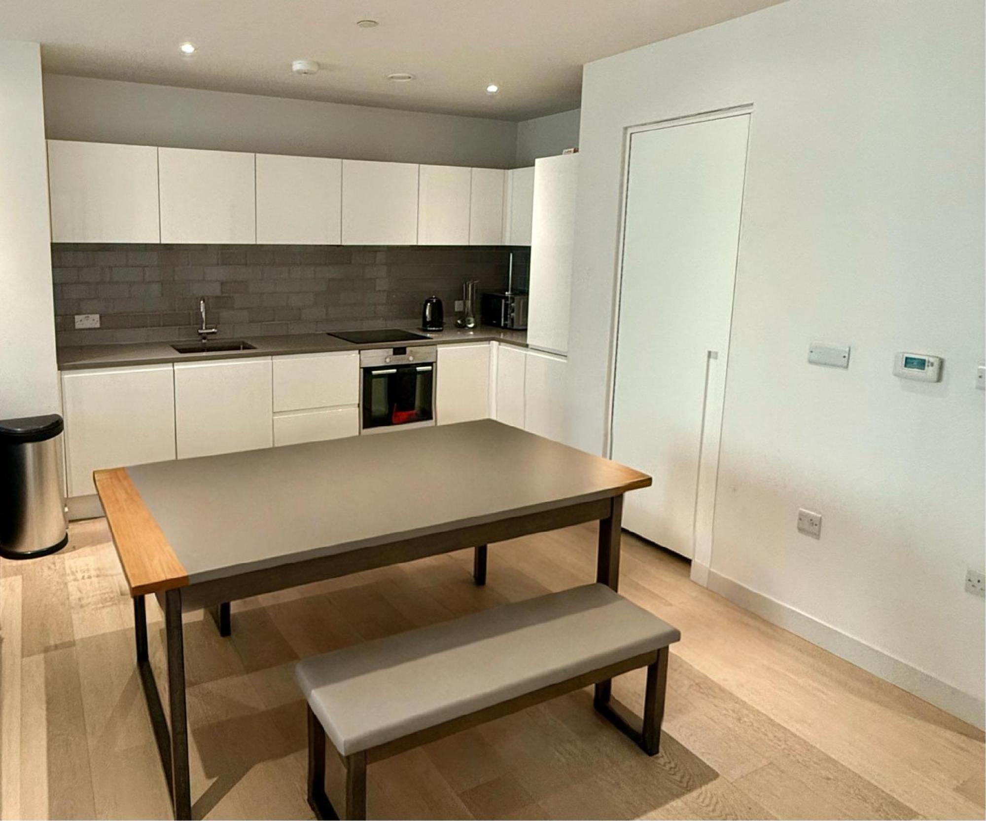 River View Balcony Spacious 1 Bed Xl Sofa & Tv Appartement