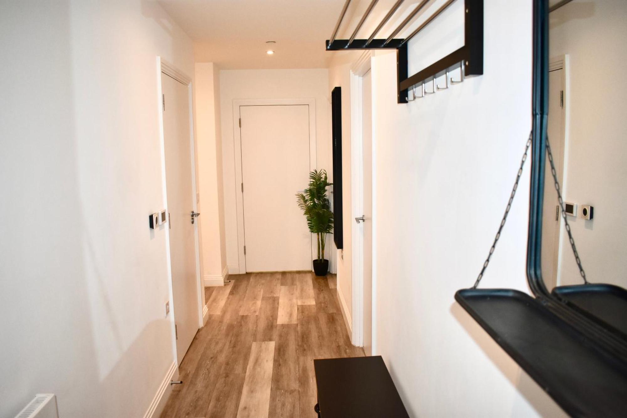 Balcony High End 2-bed Flat In Camberwell For 6 Appartement *