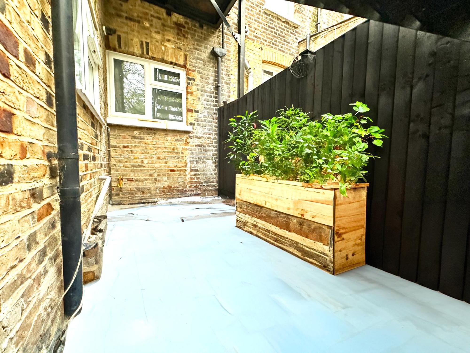Stylish Kennington Near Tube With King Bed And Garden Apartamento
