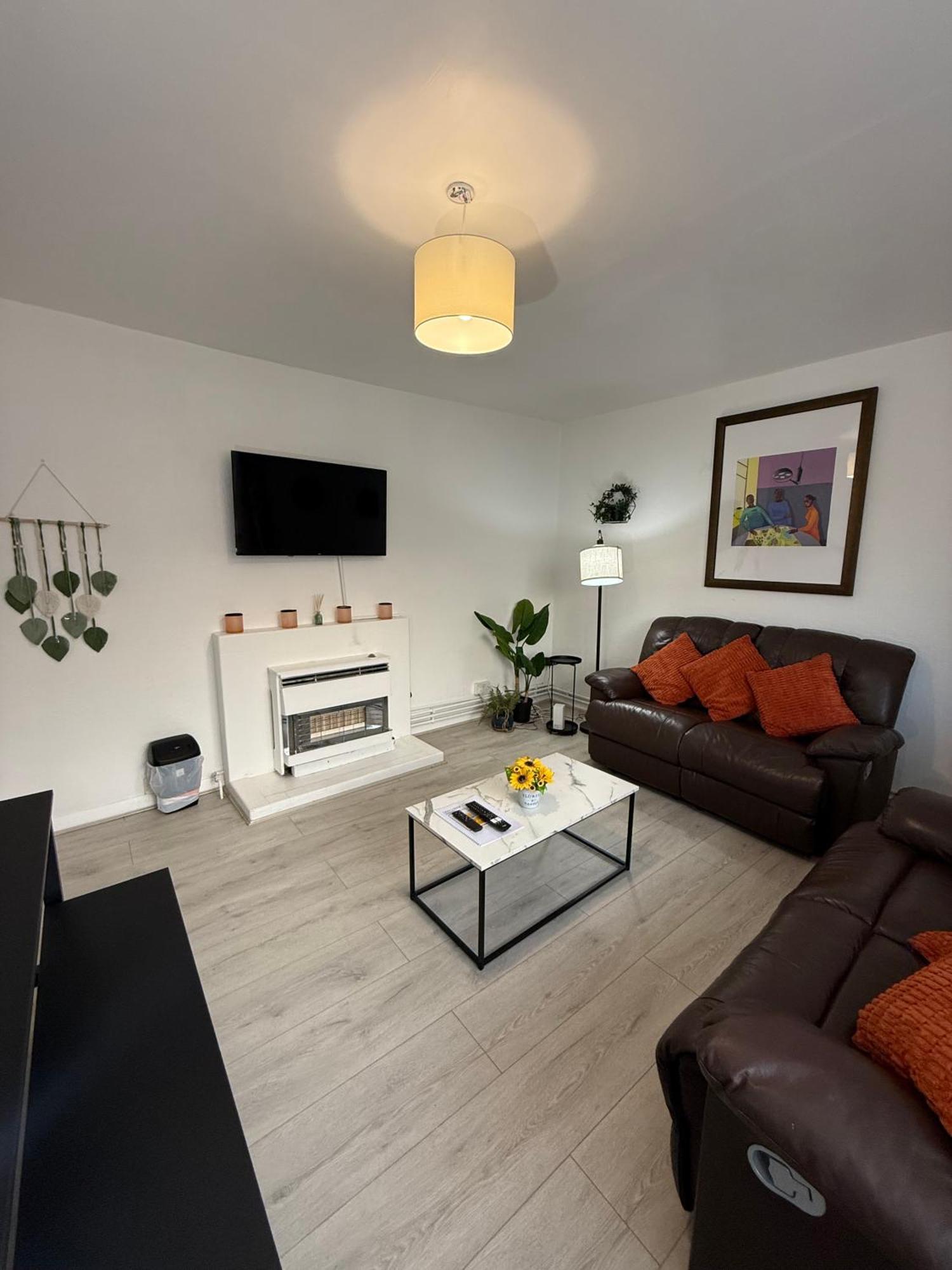 3 Bedroom Flat In Wandsworth * Londres