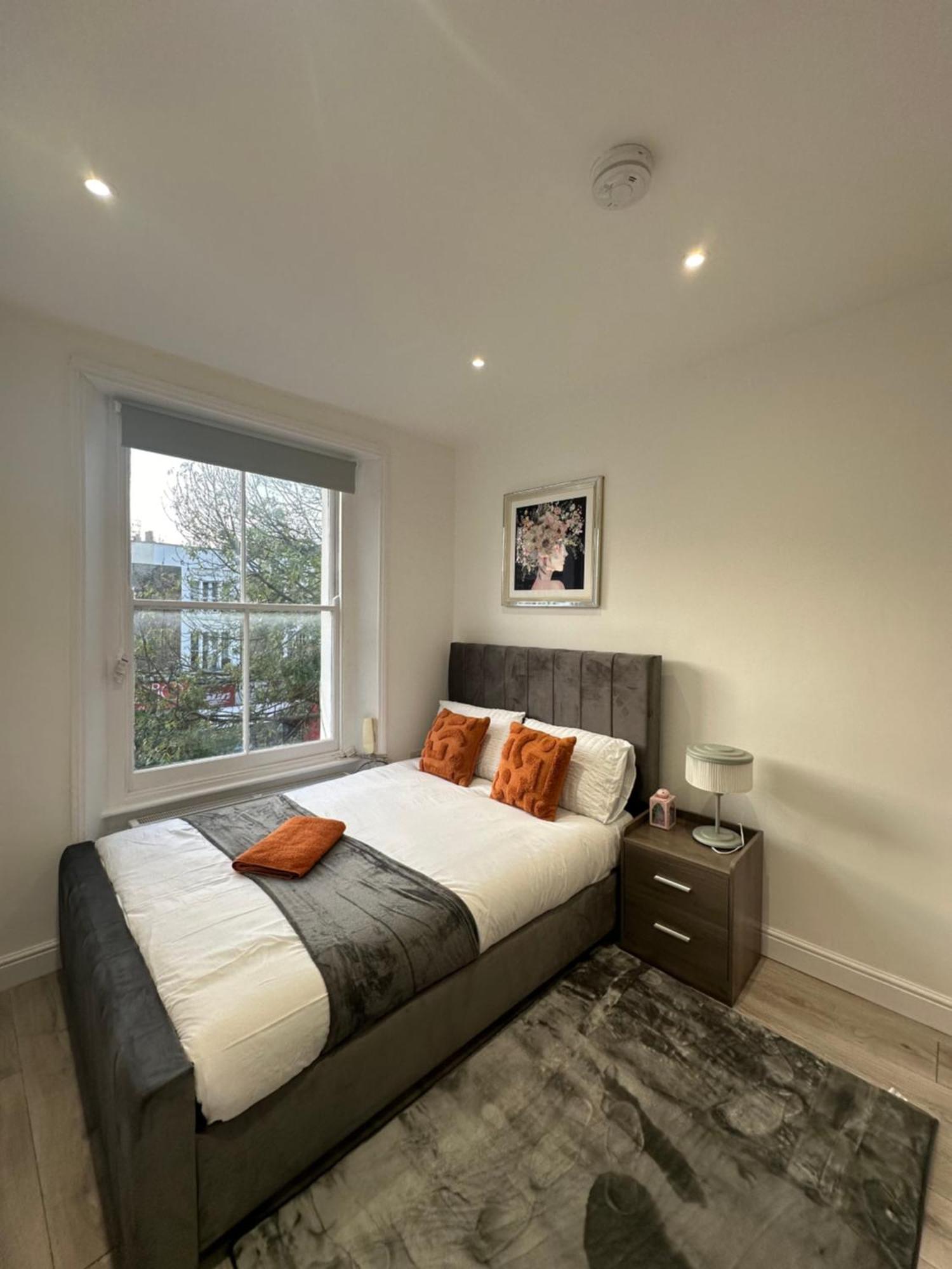Stunning Newly Refurbished 1 Bed In Kings Cross, St Pancras!320 Appartement Londen