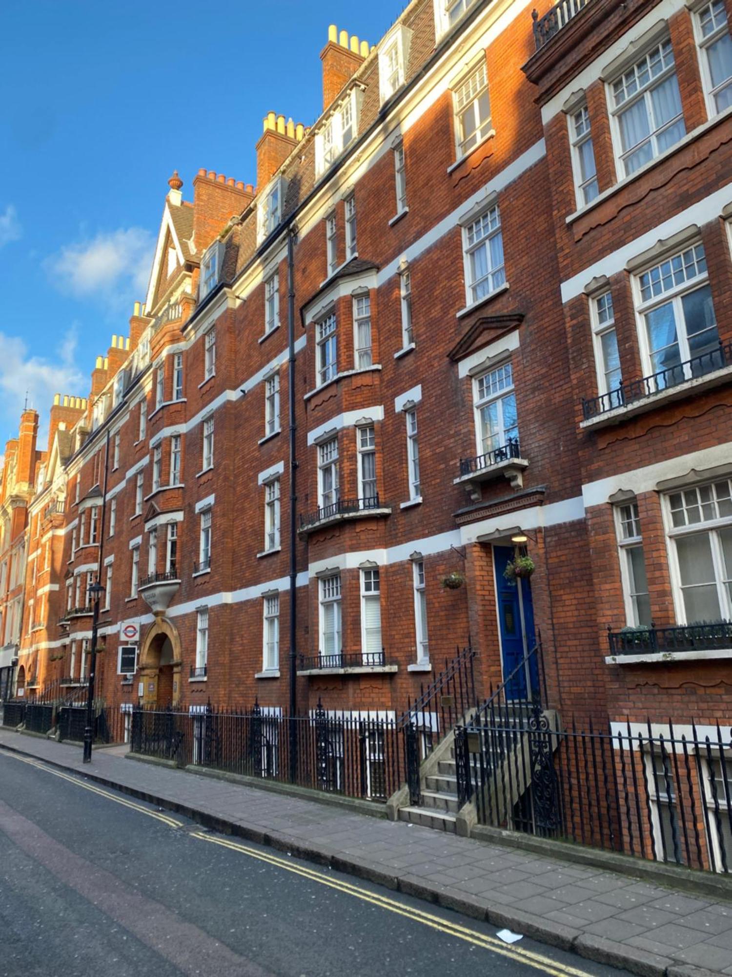 Mayfair - Two Bed, One Bath *
