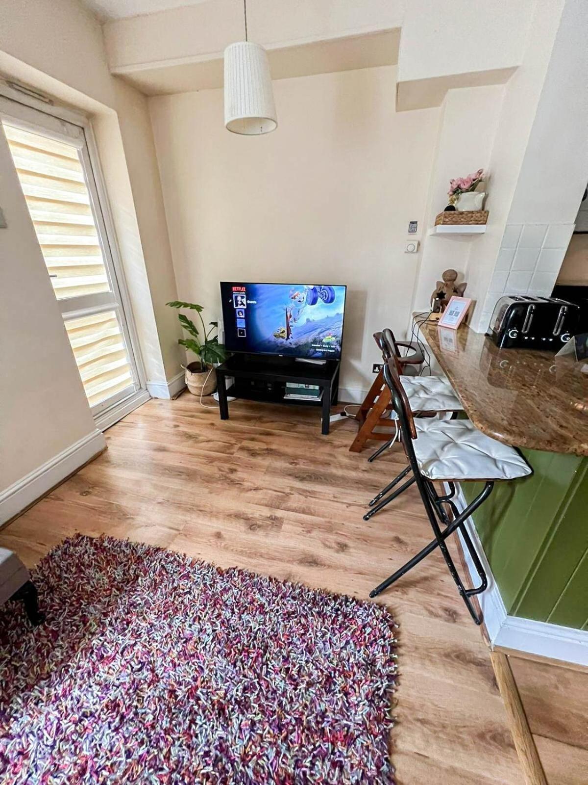 Appartement Cosy 1 Bedroom In Kensington, Shepherds Bush Londen