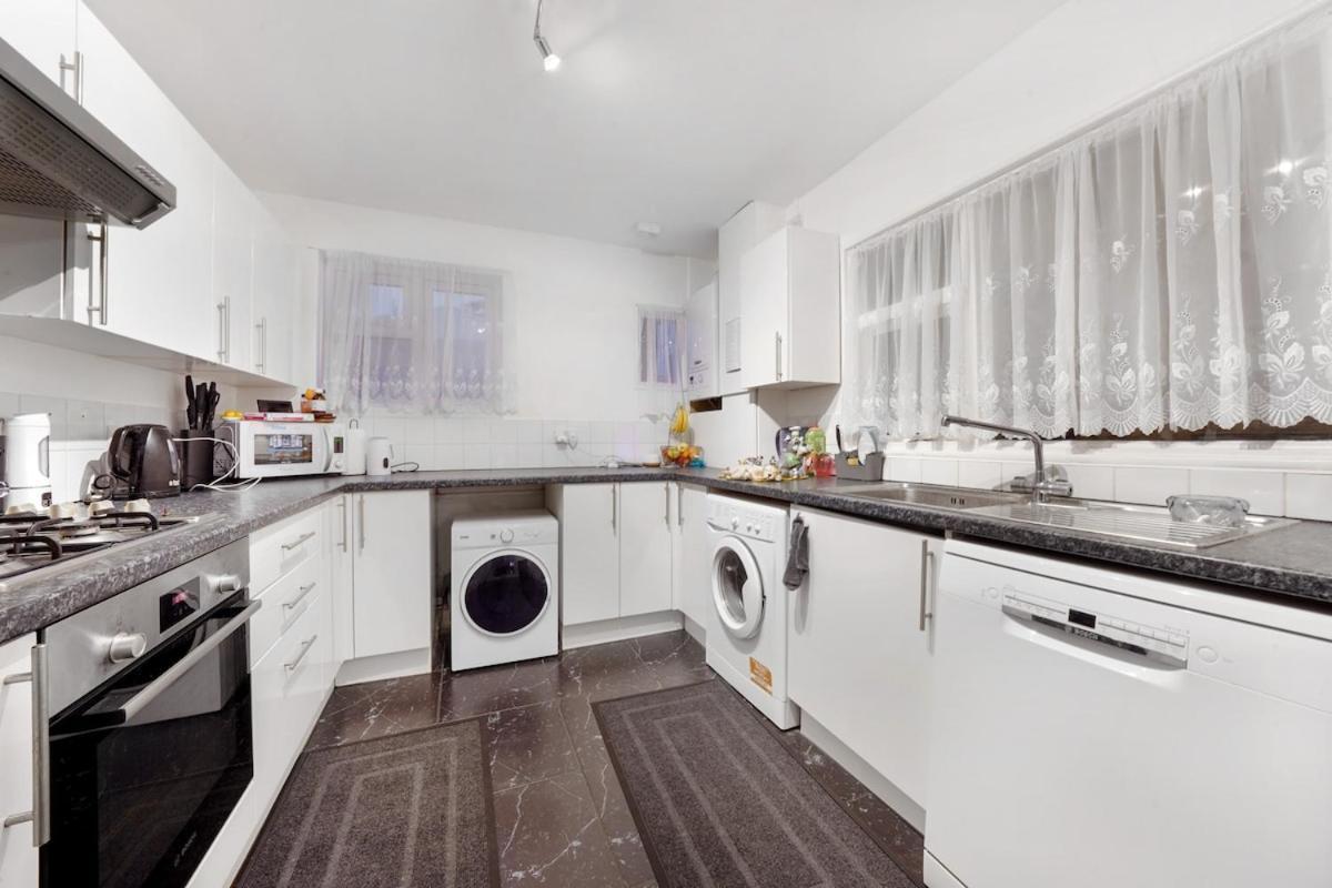 House In Great Location * Londres