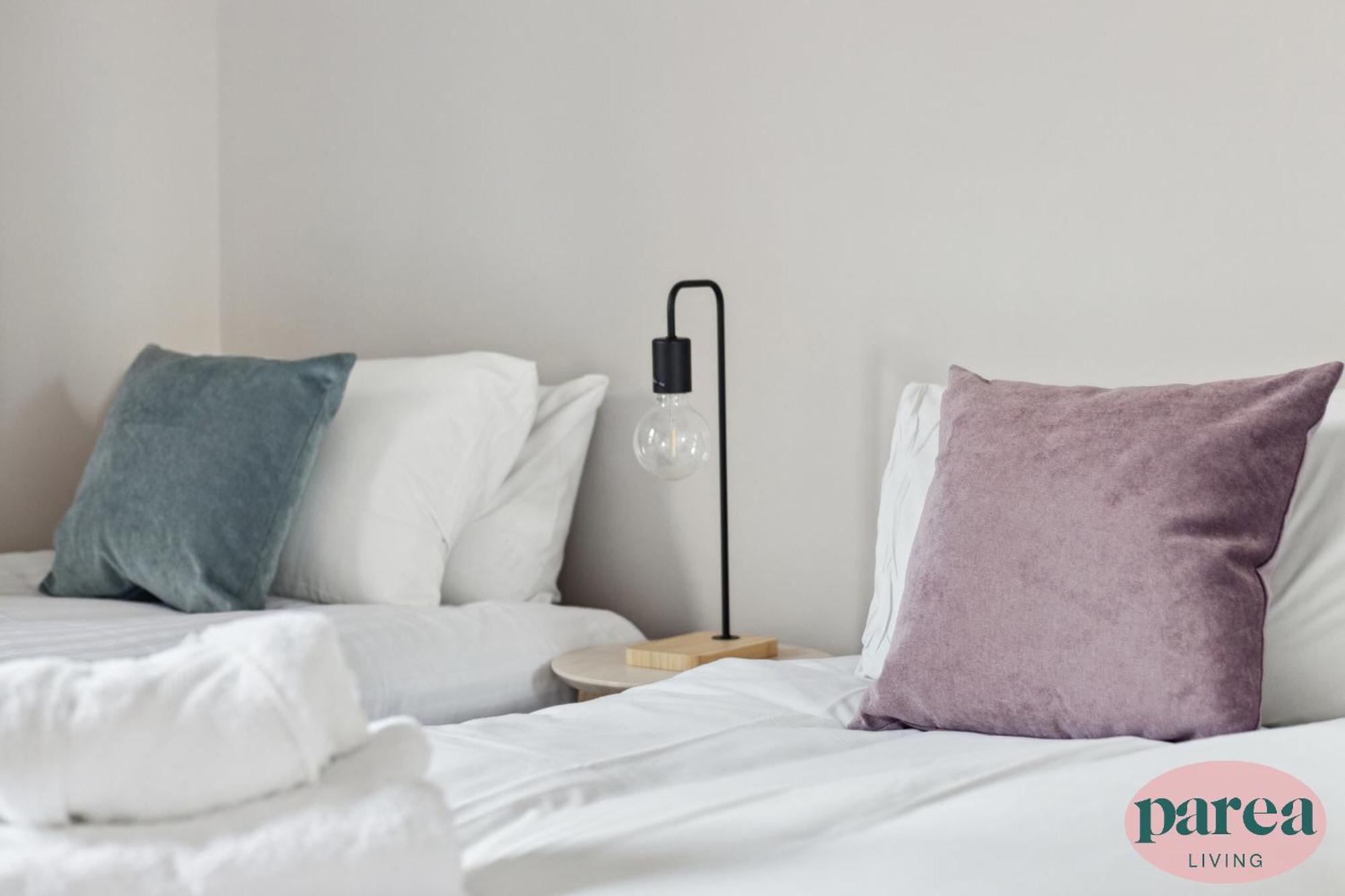 Parea Living - Charming Leyton Cozy East Retreat Appartement