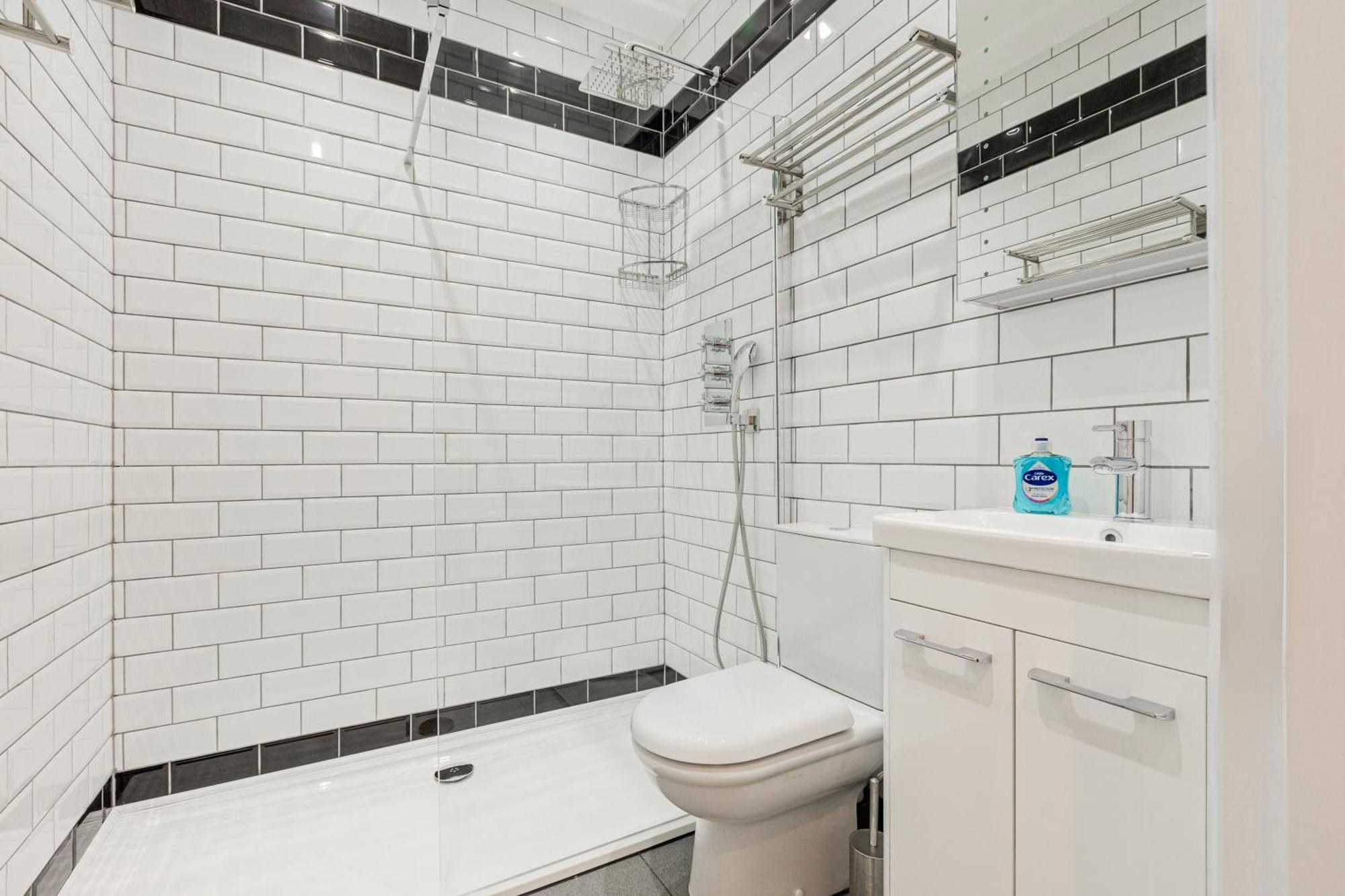 Charming 2br Flat W Garden, 10min Clapham South St Appartement Londres
