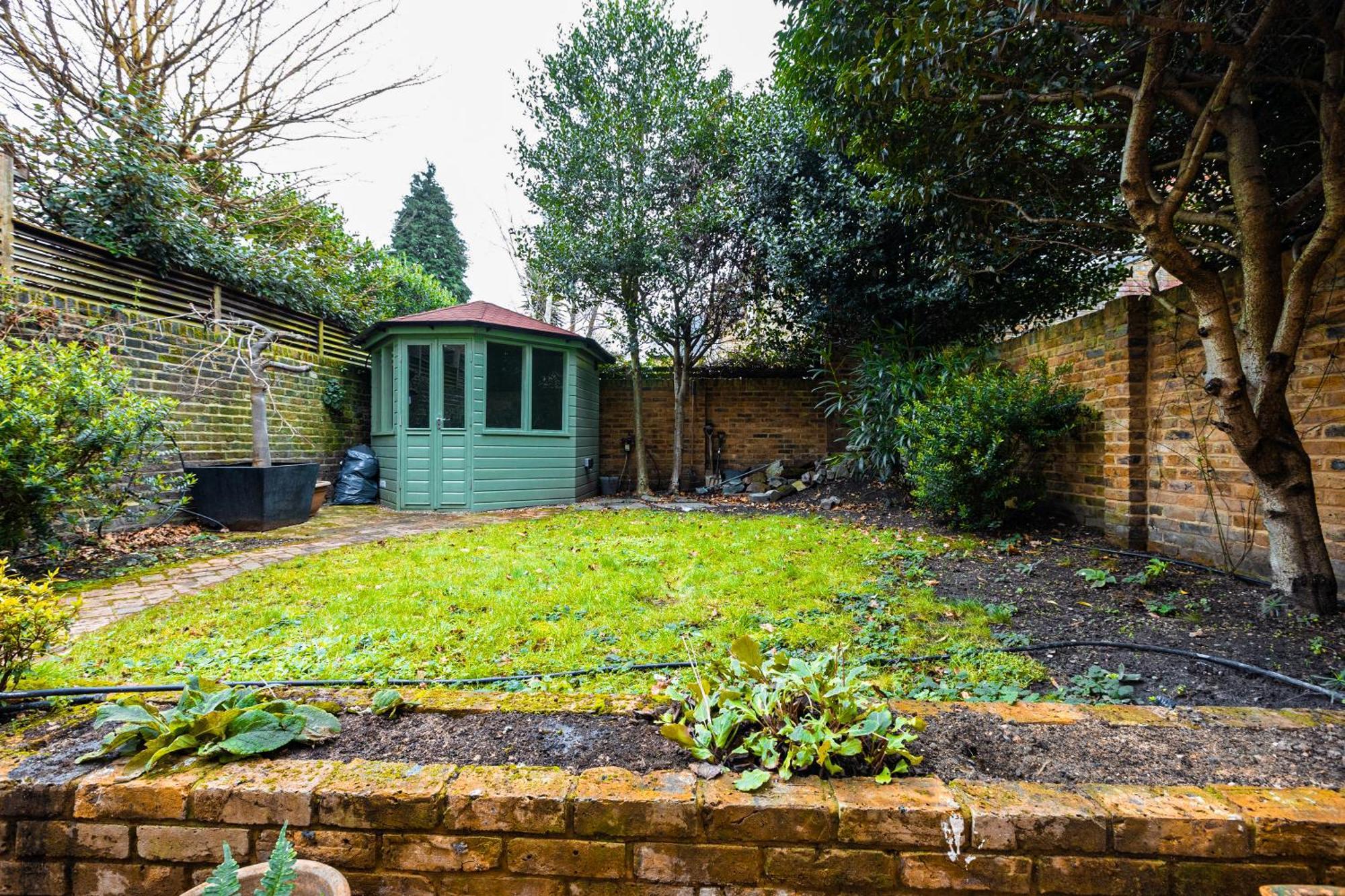 Appartement Charming 2br Flat W Garden, 10min Clapham South St