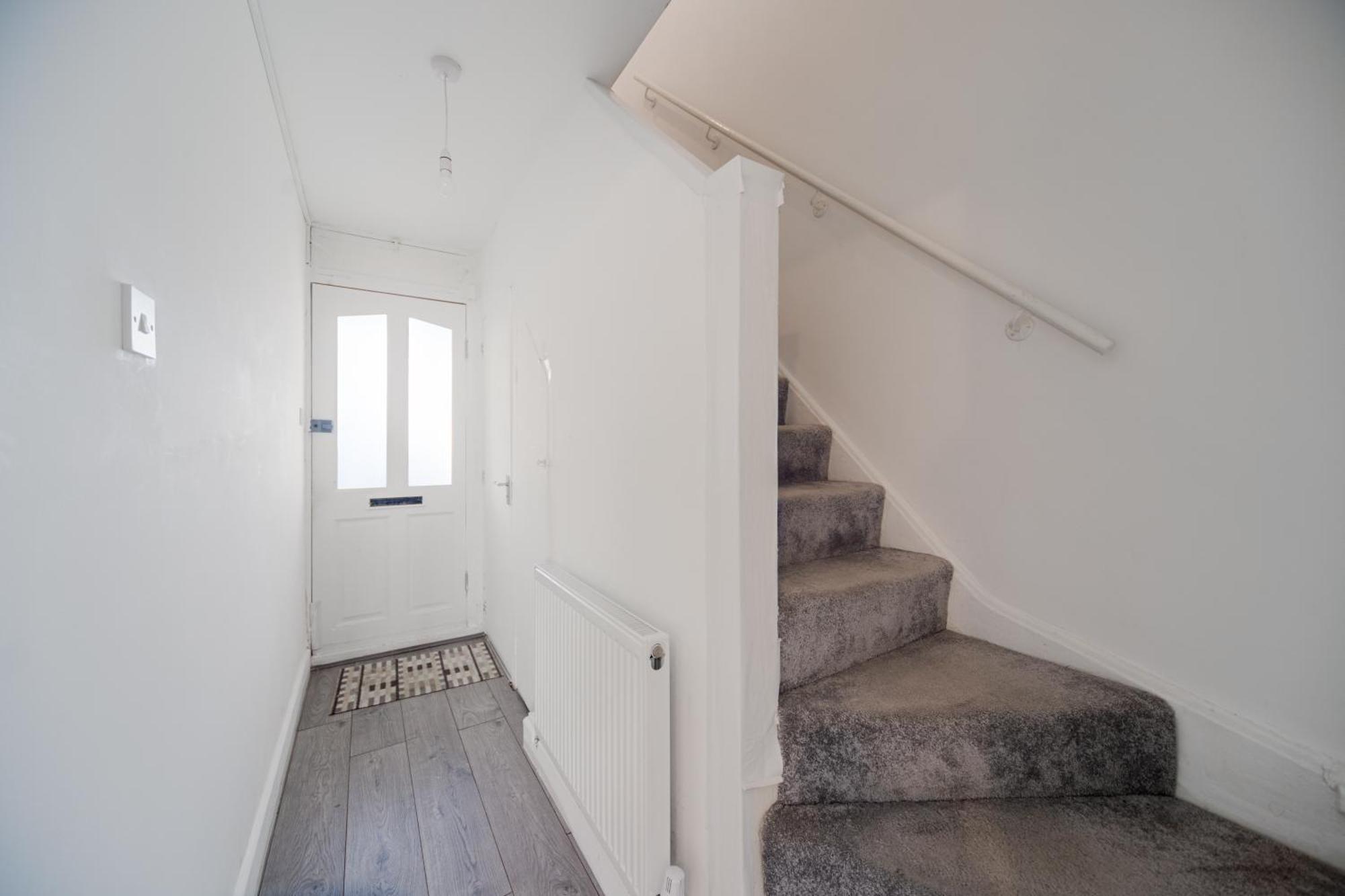 Appartement 3 Bedroom Flat In Greater *