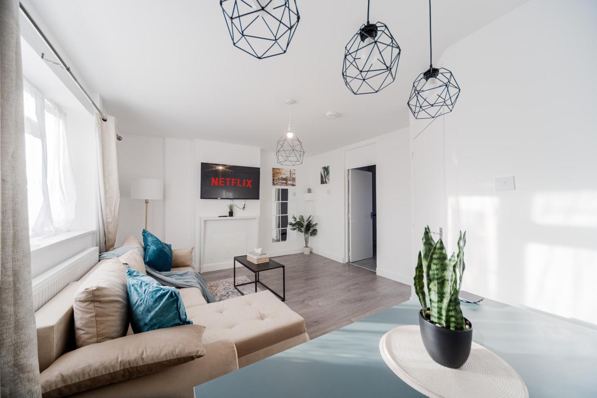 3 Bedroom Flat In Greater Londres