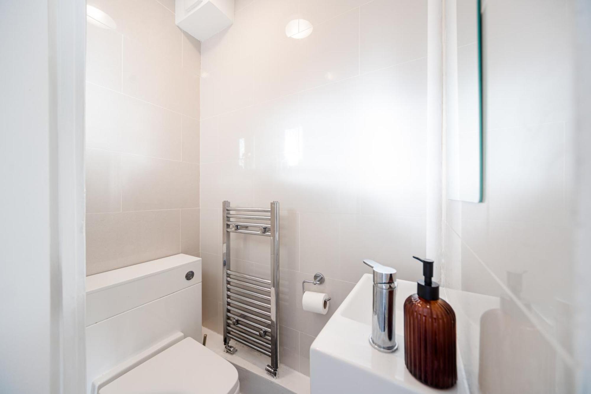 Appartement 3 Bedroom Flat In Greater *