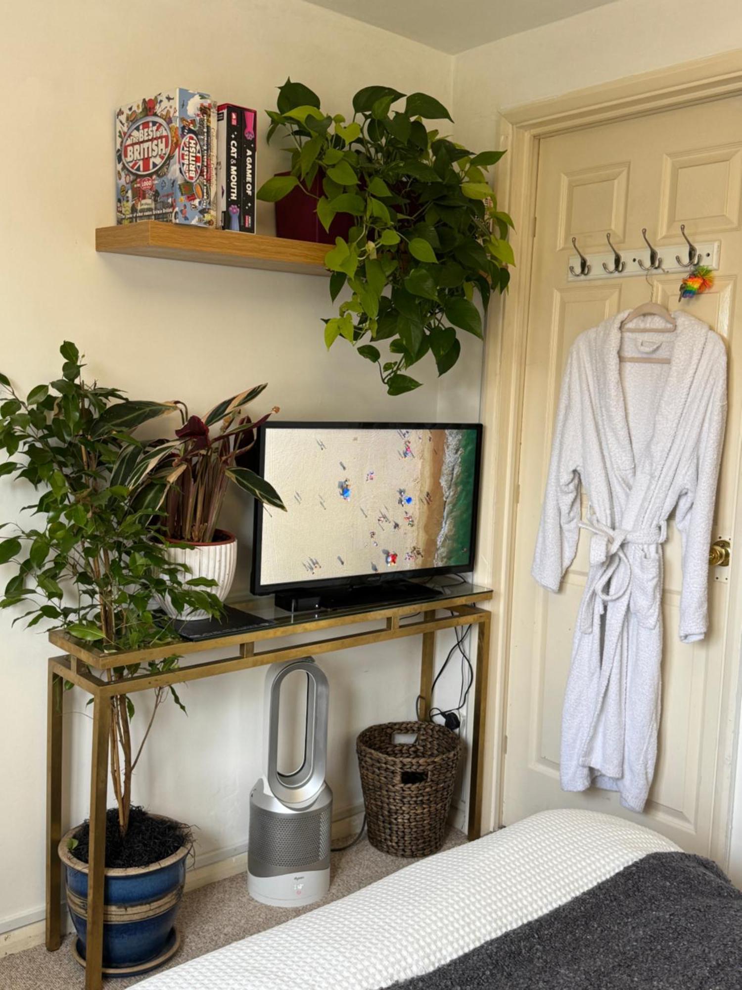Private In A Stylish Flat Londres