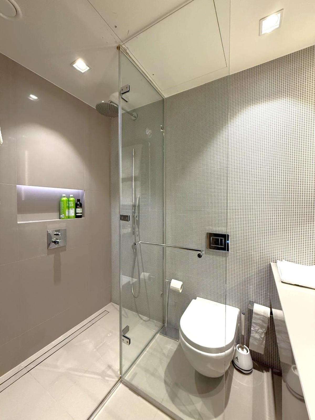 Tower Bridge Amazing View Luxury 3 Beds Apartment