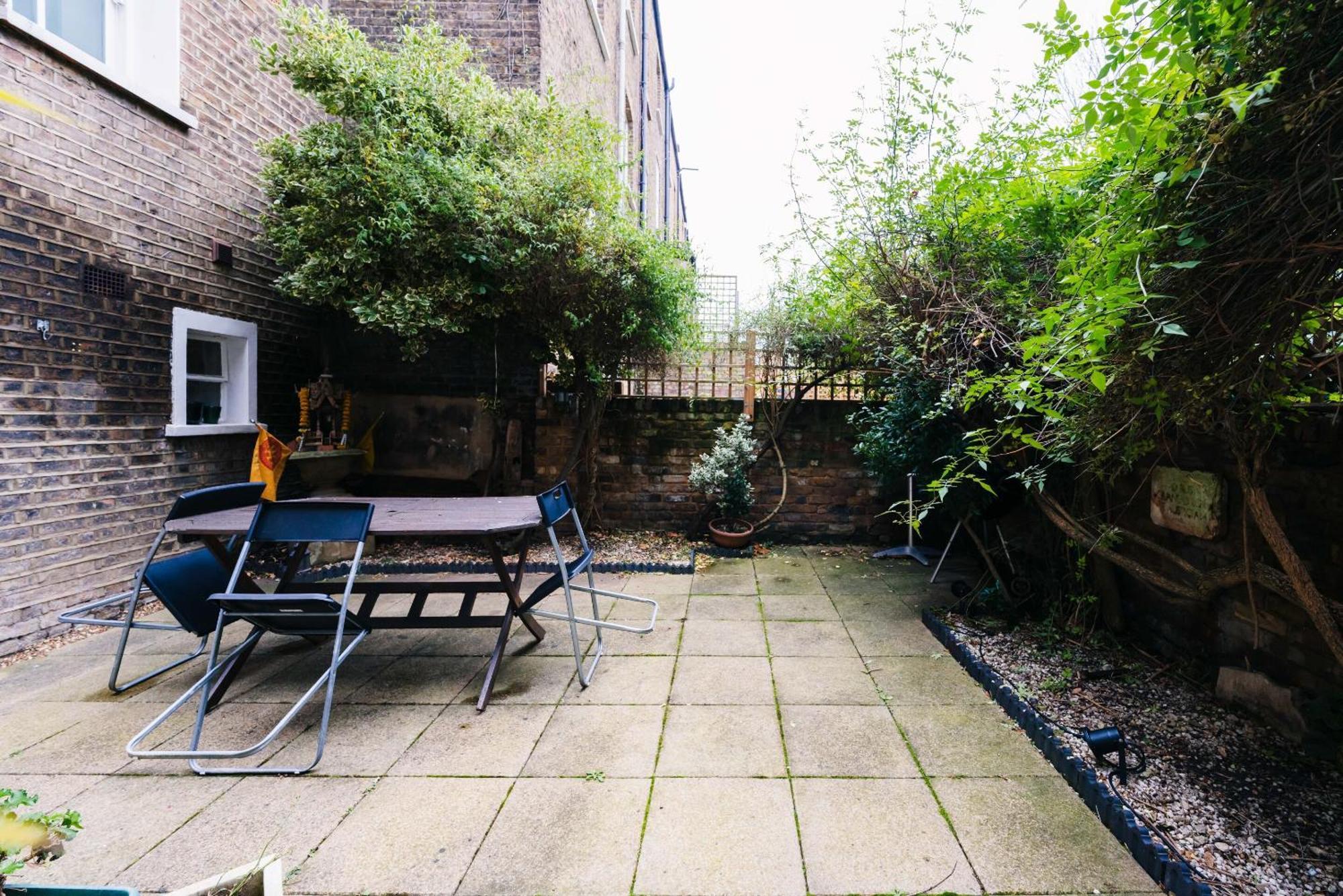 2 Bed Portobello Rd - Moments From Tube! Holiday home *
