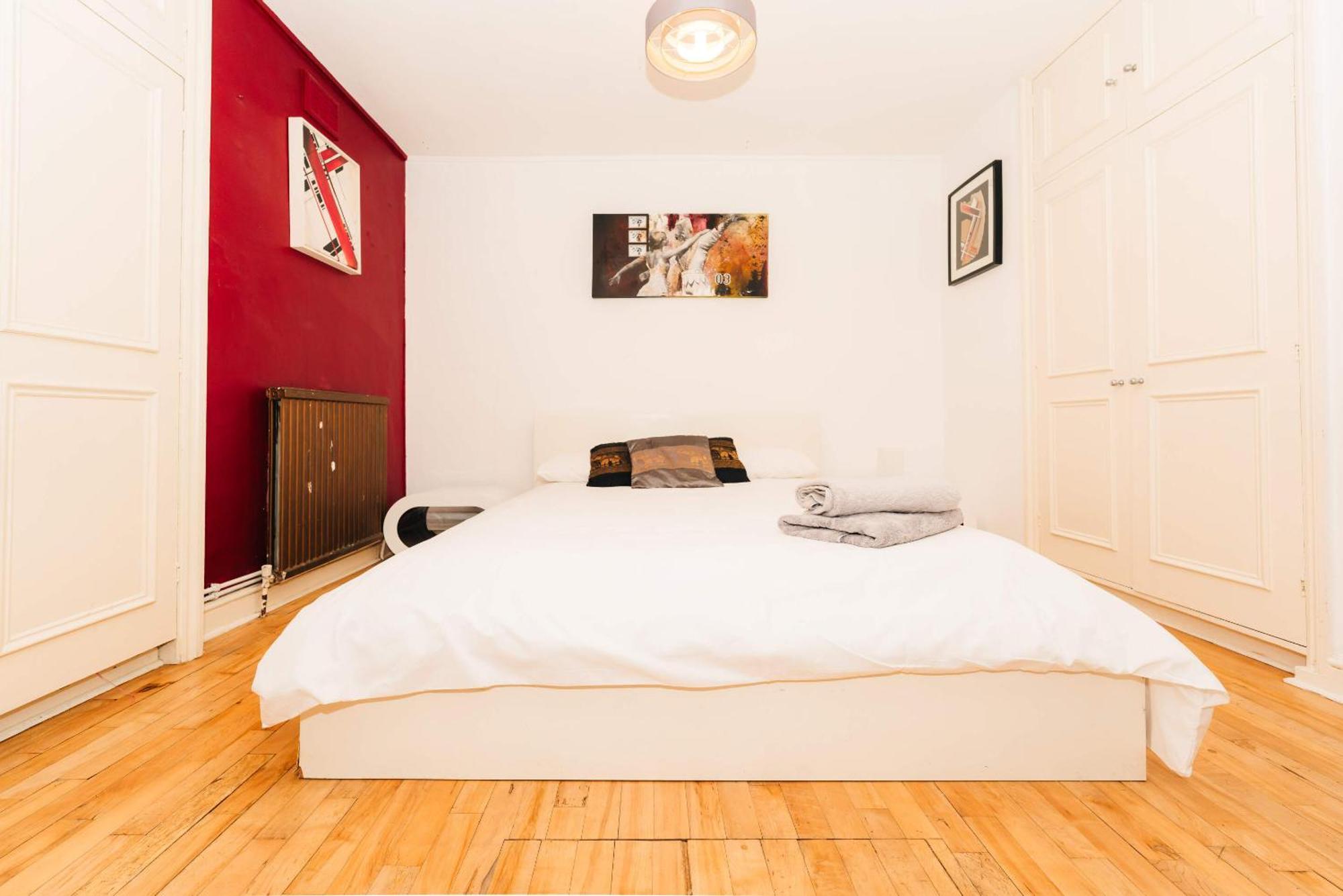 Holiday home 2 Bed Portobello Rd - Moments From Tube!