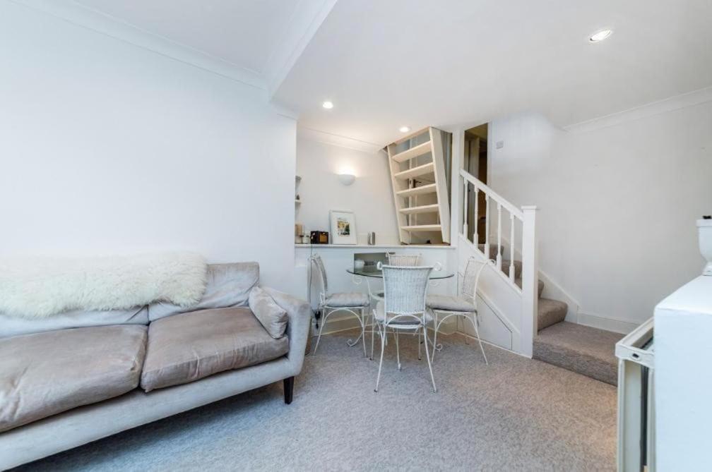 Stylish 2-bed In West - Extended Apartamento Londres