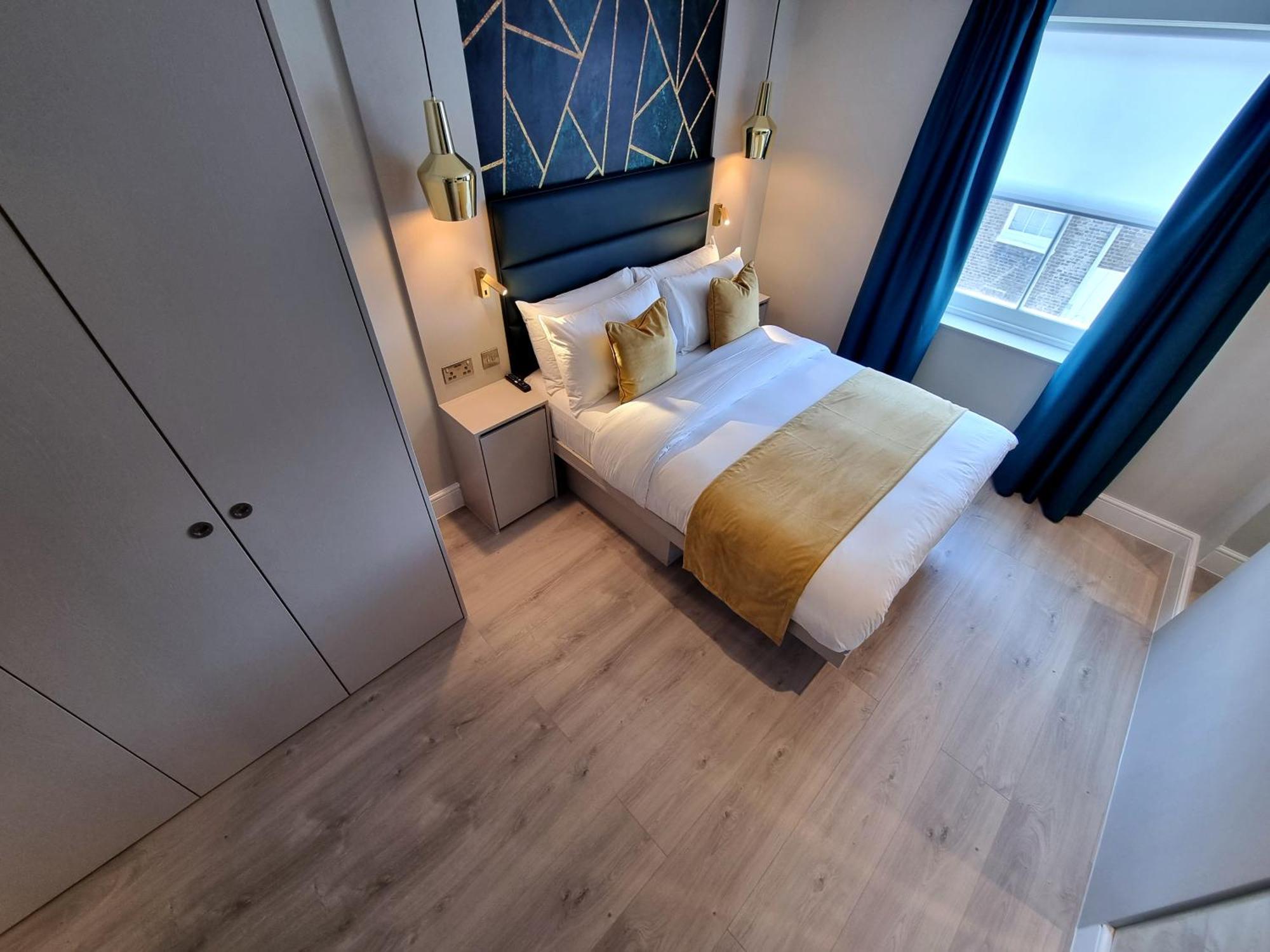 West Brompton Aparthotel 4*