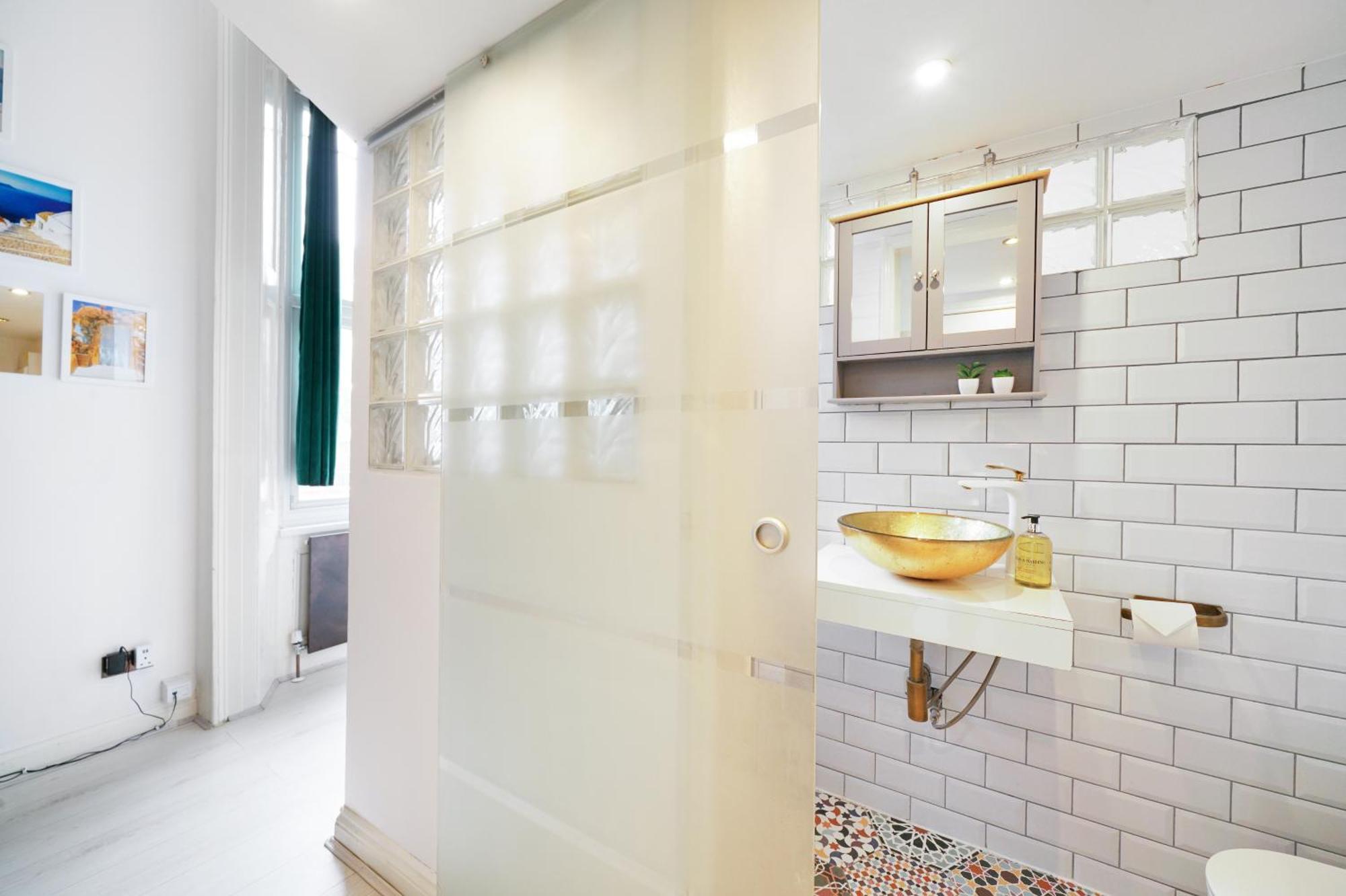 Cozy Split-level Studio Appartement
