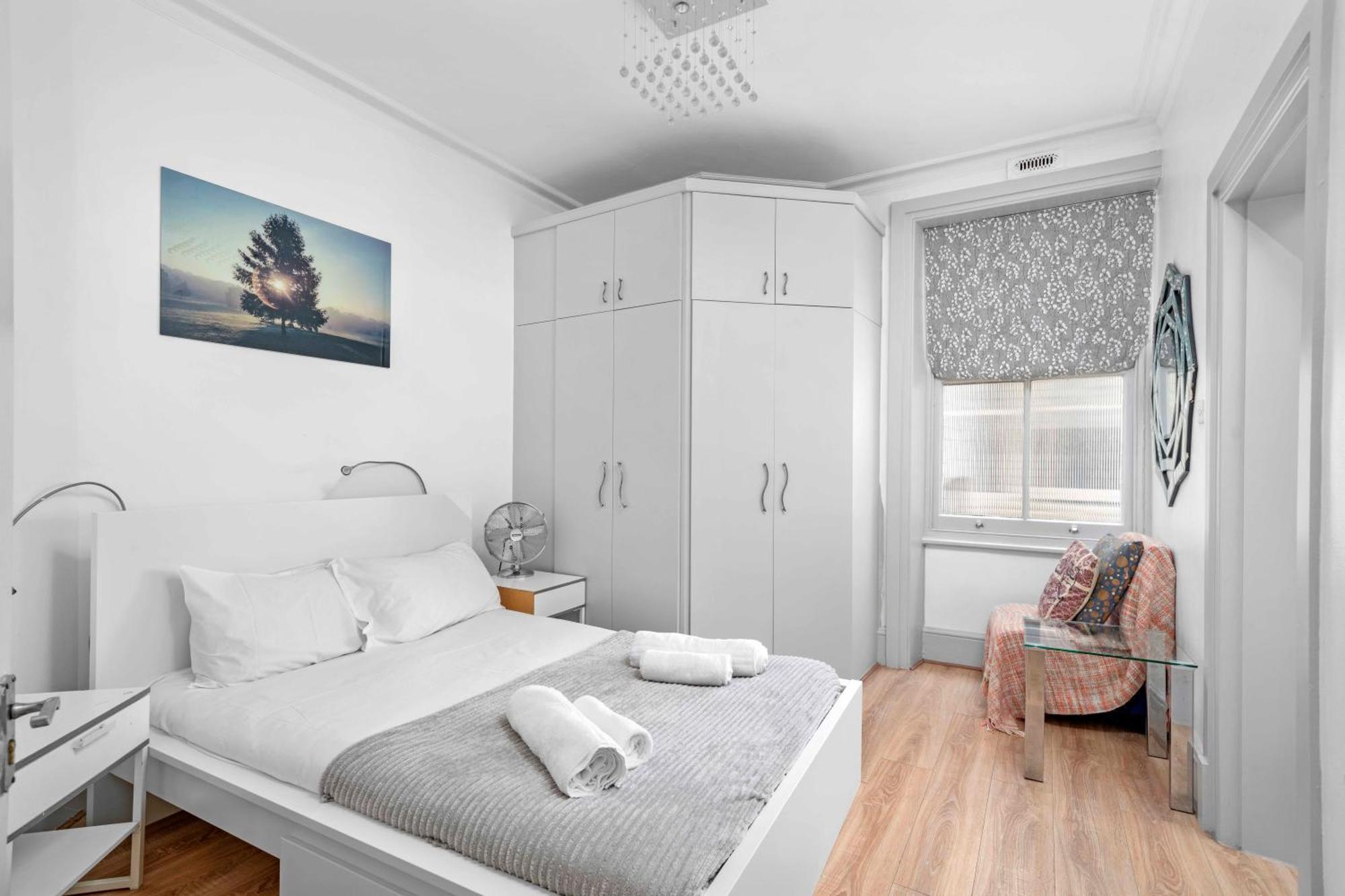 Brilliant 6 Bed Flat In Londen