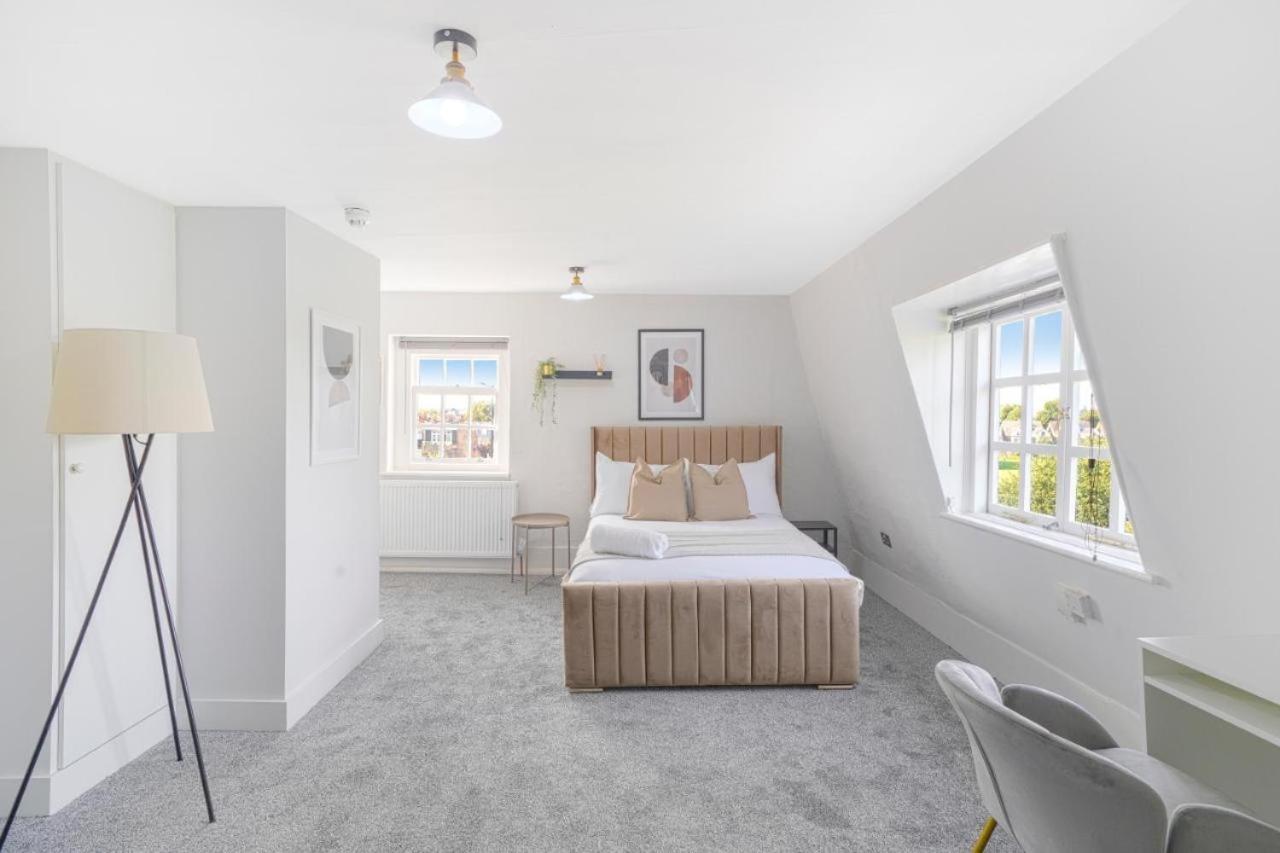 Fantastic London, Chiswick With Free Parking Appartement